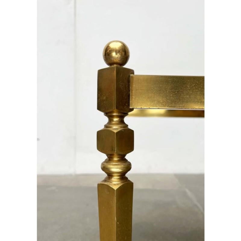 Tavolino neoclassico tedesco di metà secolo in ottone e vetro, anni '50 in vendita 7