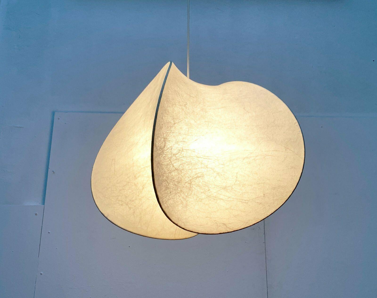 Lámpara colgante alemana de mediados de siglo Orsa Friedel Wauer Goldkant en venta 3