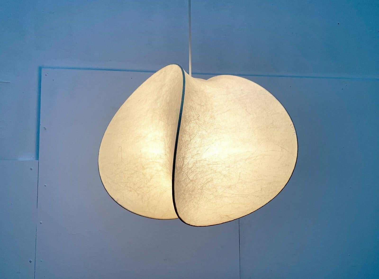 Lámpara colgante alemana de mediados de siglo Orsa Friedel Wauer Goldkant Metal en venta