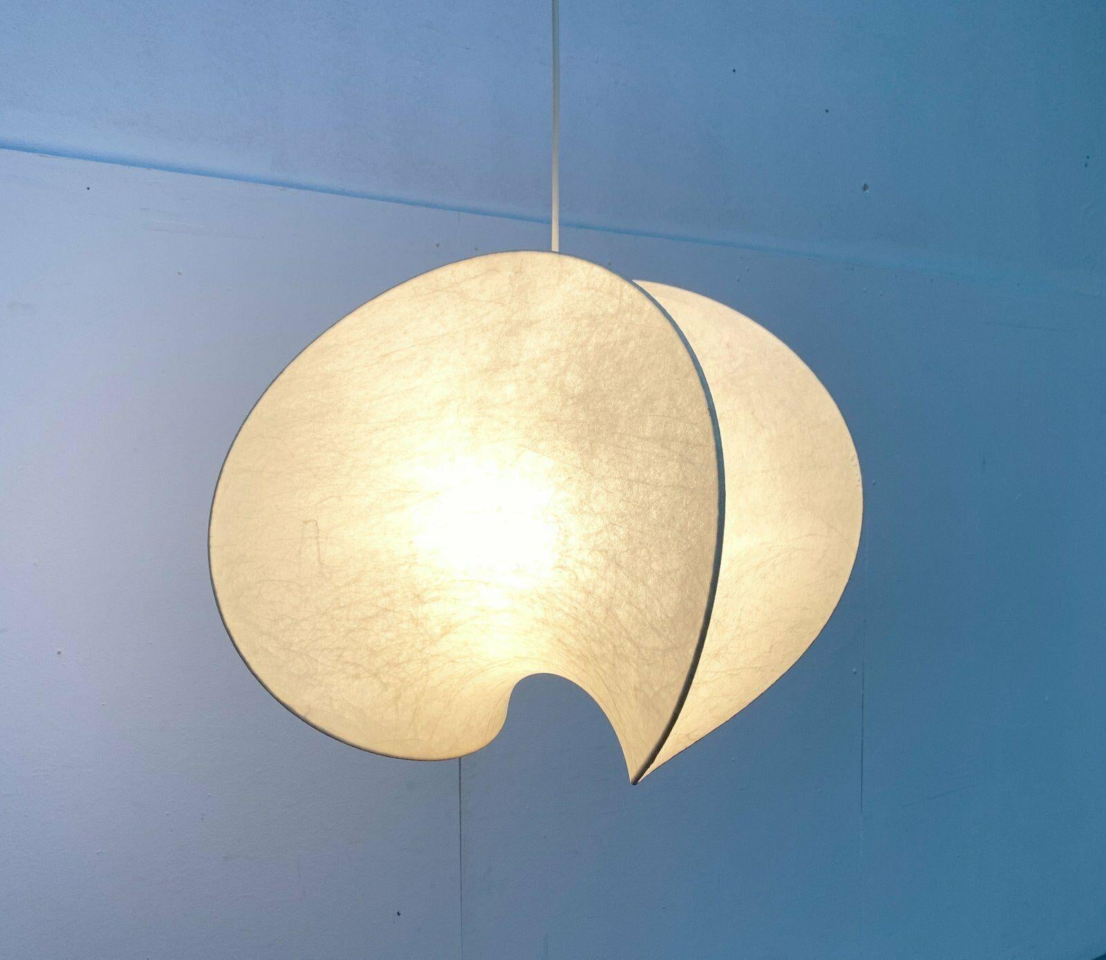 Lámpara colgante alemana de mediados de siglo Orsa Friedel Wauer Goldkant en venta 2