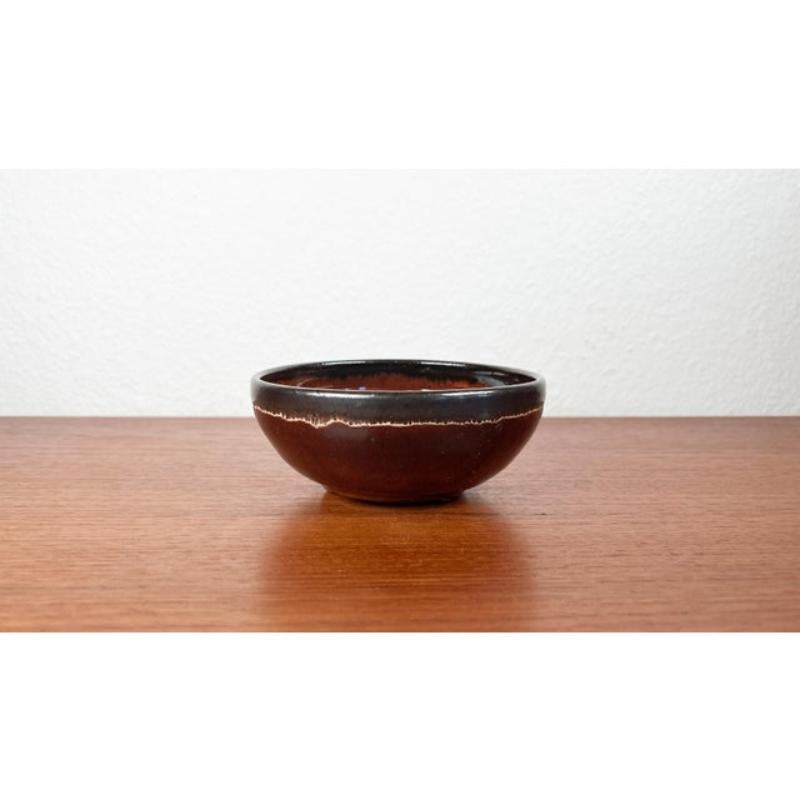 Cuenco de Studio Pottery alemán moderno de mediados de siglo de Monika Maetzel, años 60 en venta 3