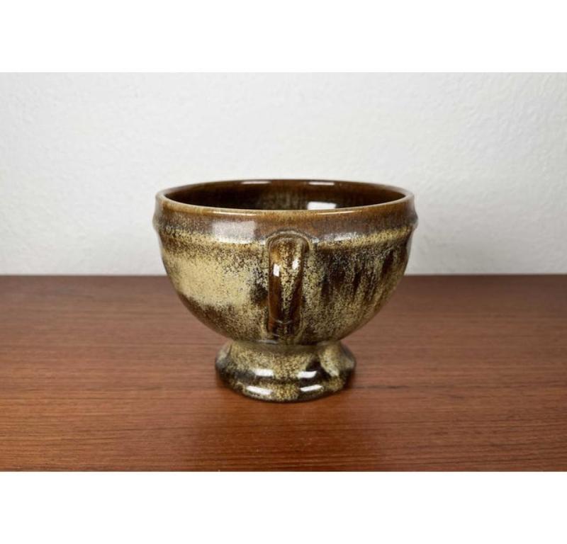 Bol en Studio Pottery allemand moderne du milieu du siècle par Monika Maetzel, années 1960 en vente 1