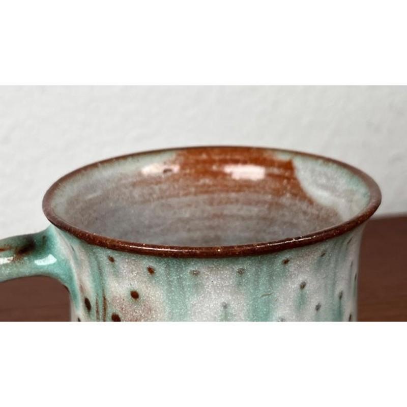 Taza de cerámica alemana de Studio Pottery de mediados de siglo, Monika Maetzel, años 60 en venta 4