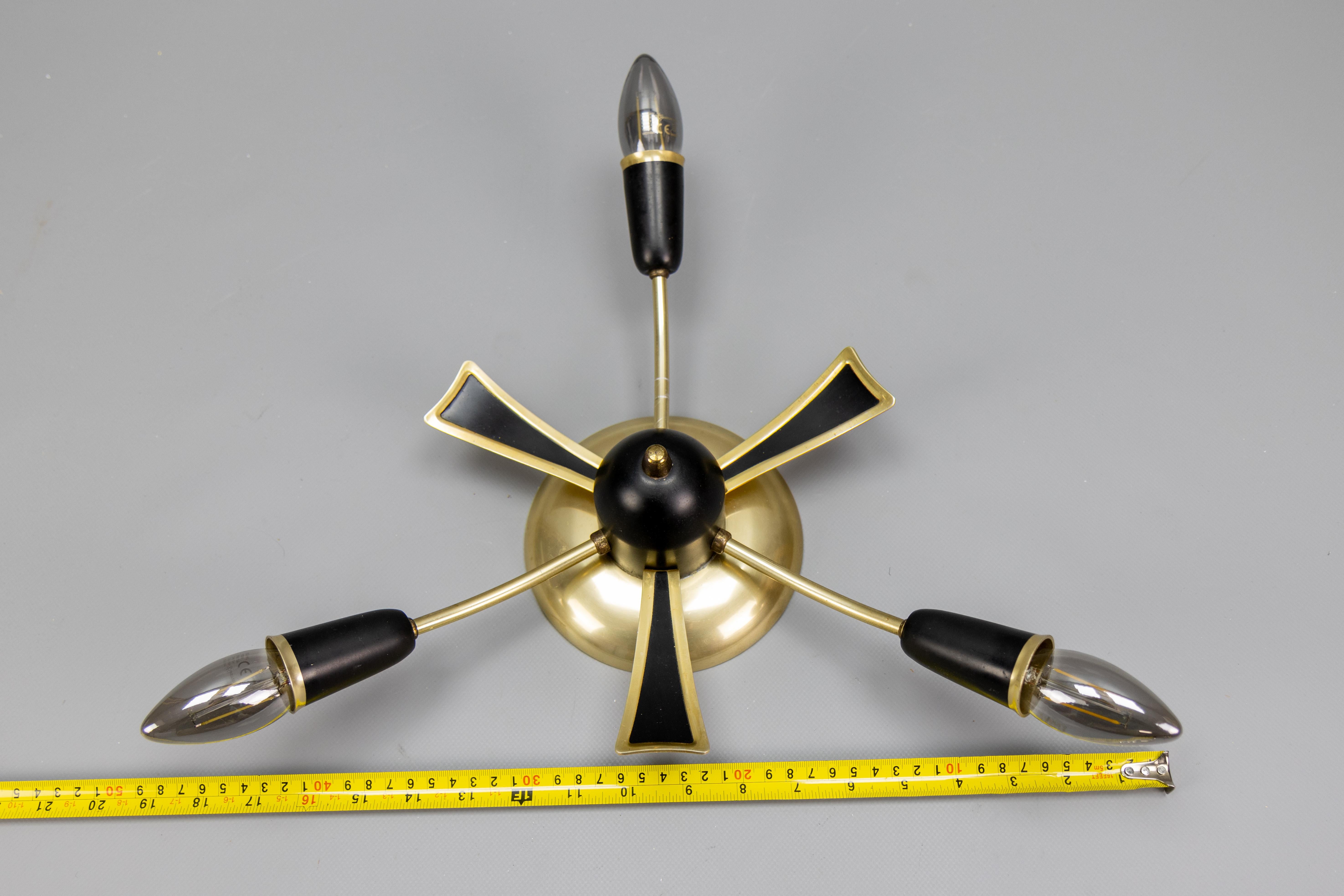 Sputnik Modern tedesco a tre bracci in nero e oro, anni '50 in vendita 4