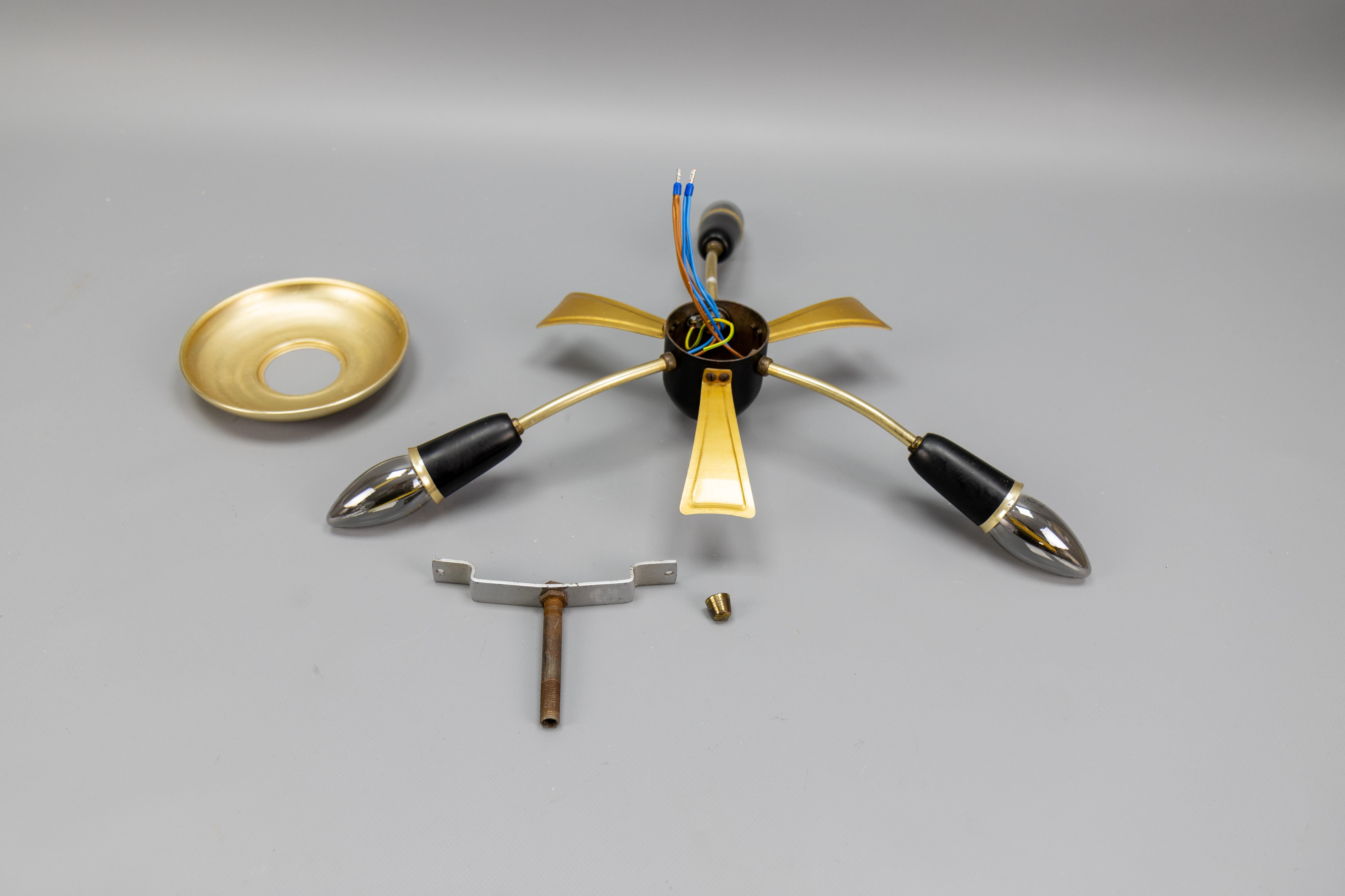 Sputnik Modern tedesco a tre bracci in nero e oro, anni '50 in vendita 9
