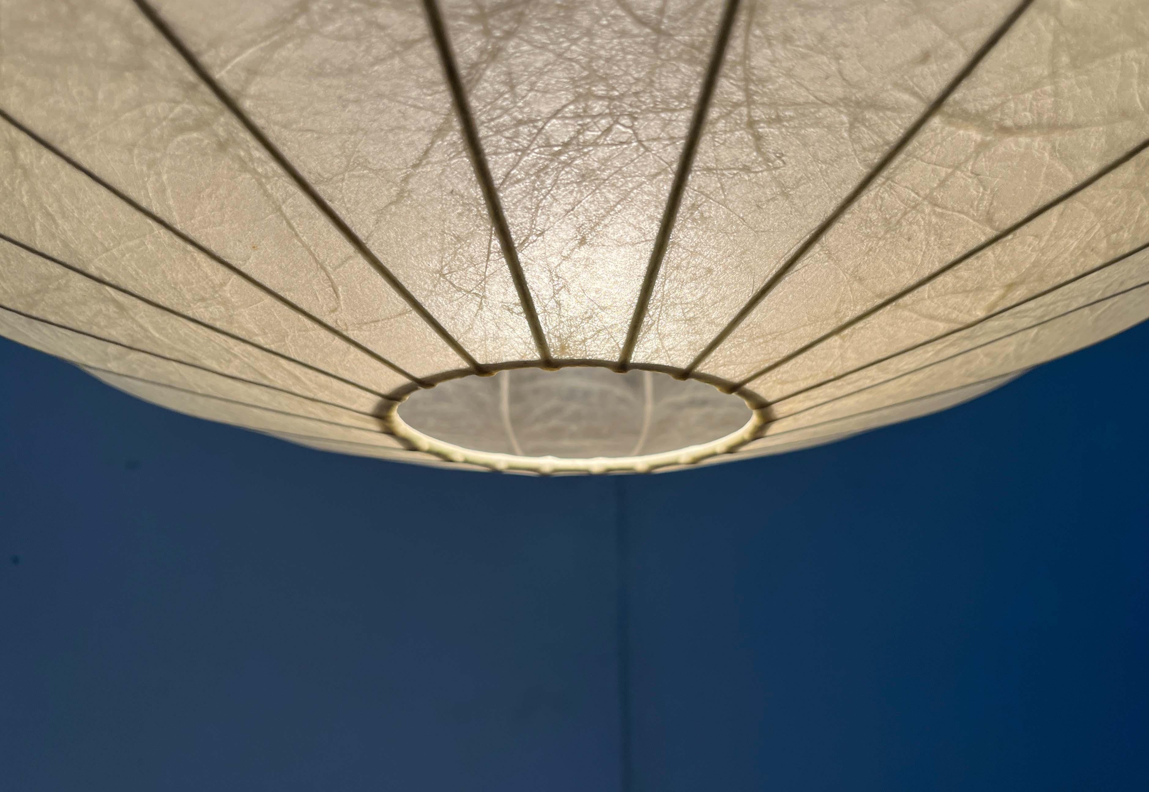 Mid-Century Modern German UFO Cocoon Pendant Lamp Friedel Wauer Goldkant 1960s im Angebot 4