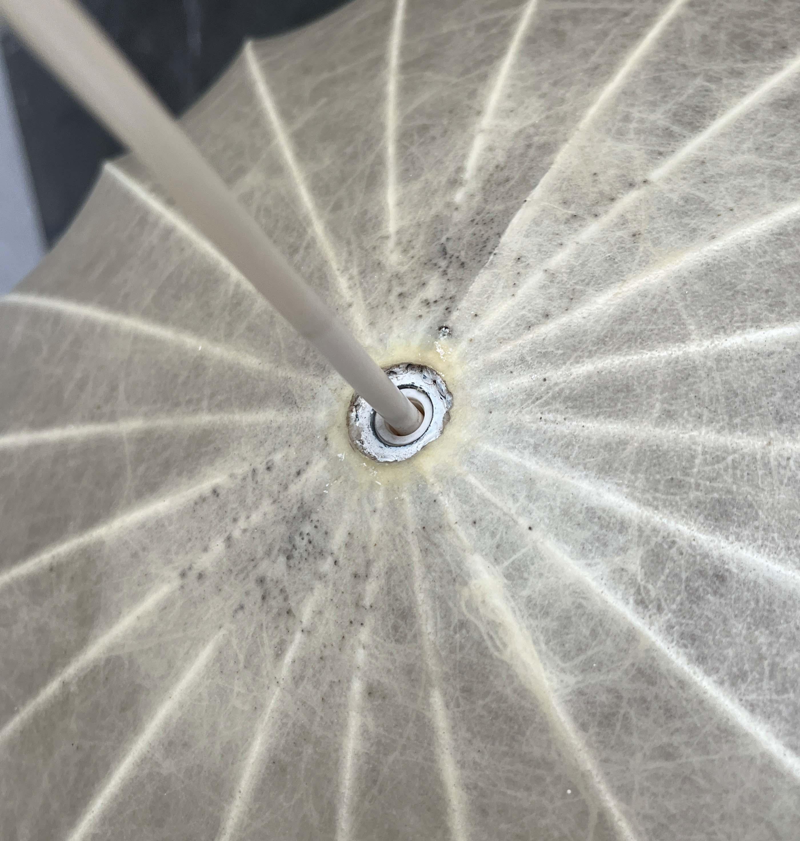 Mid-Century Modern German UFO Cocoon Pendant Lamp Friedel Wauer Goldkant 1960s im Angebot 12