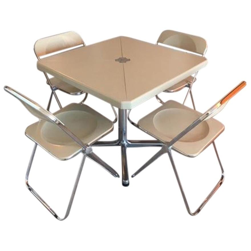 Mid-Century Modern Giancarlo Piretti for Castelli Plia Table and 4 Chair Set