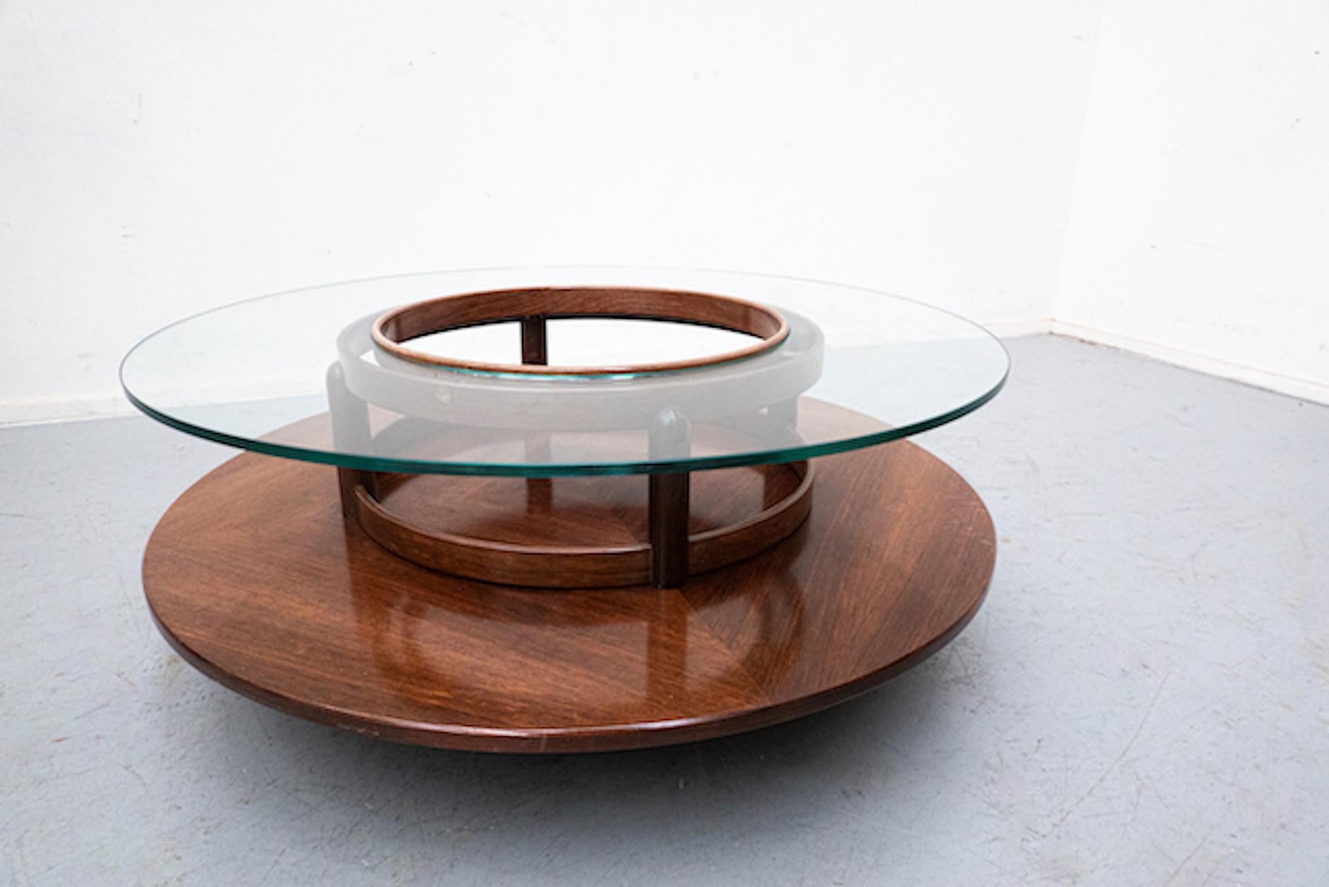 Mid-Century Modern Gianfranco Frattini round coffee table, teak and glass, 1950s.