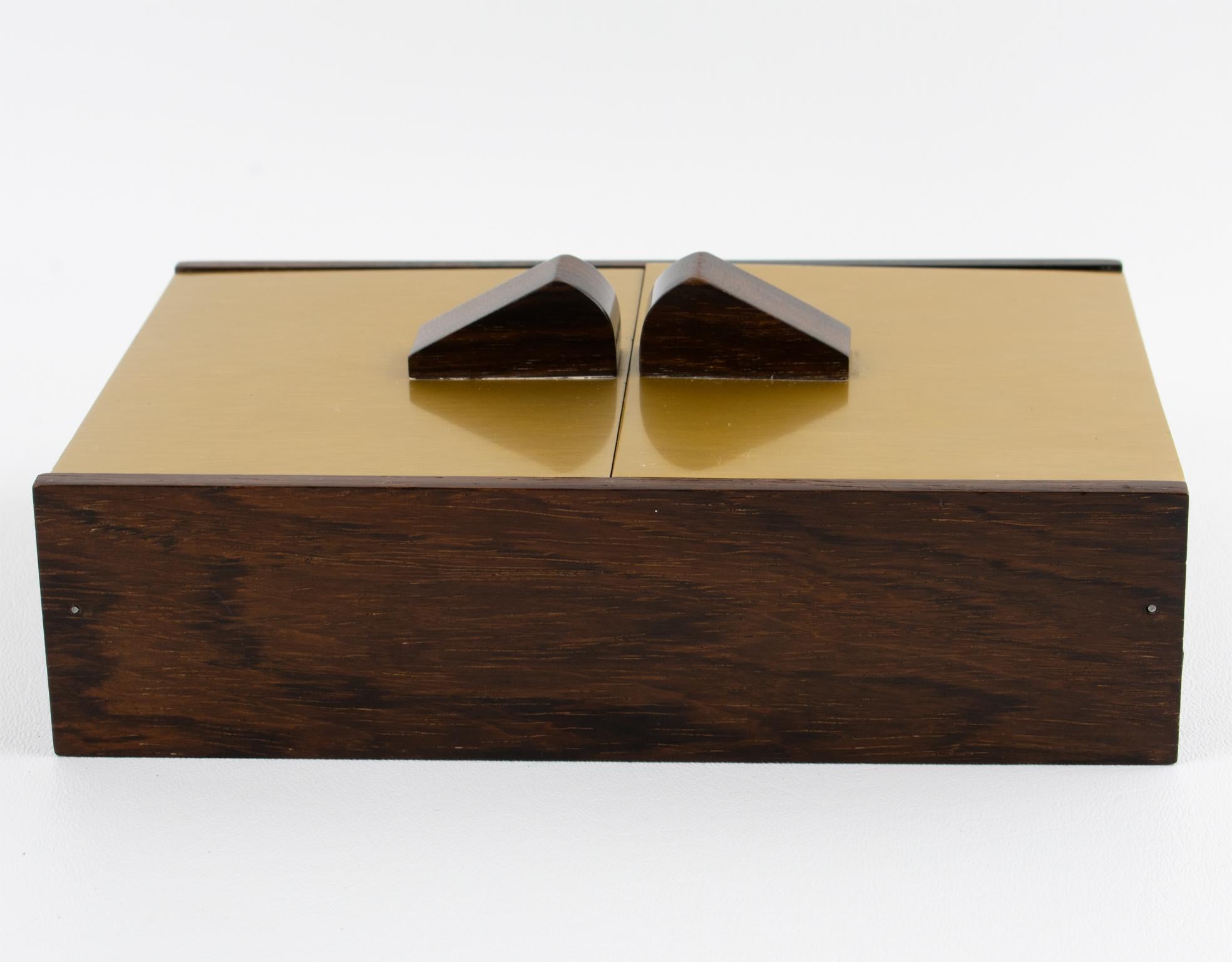 Mid Century Modern Vergoldetes Aluminium und Makassar Holz Box, um 1960 (Französisch) im Angebot