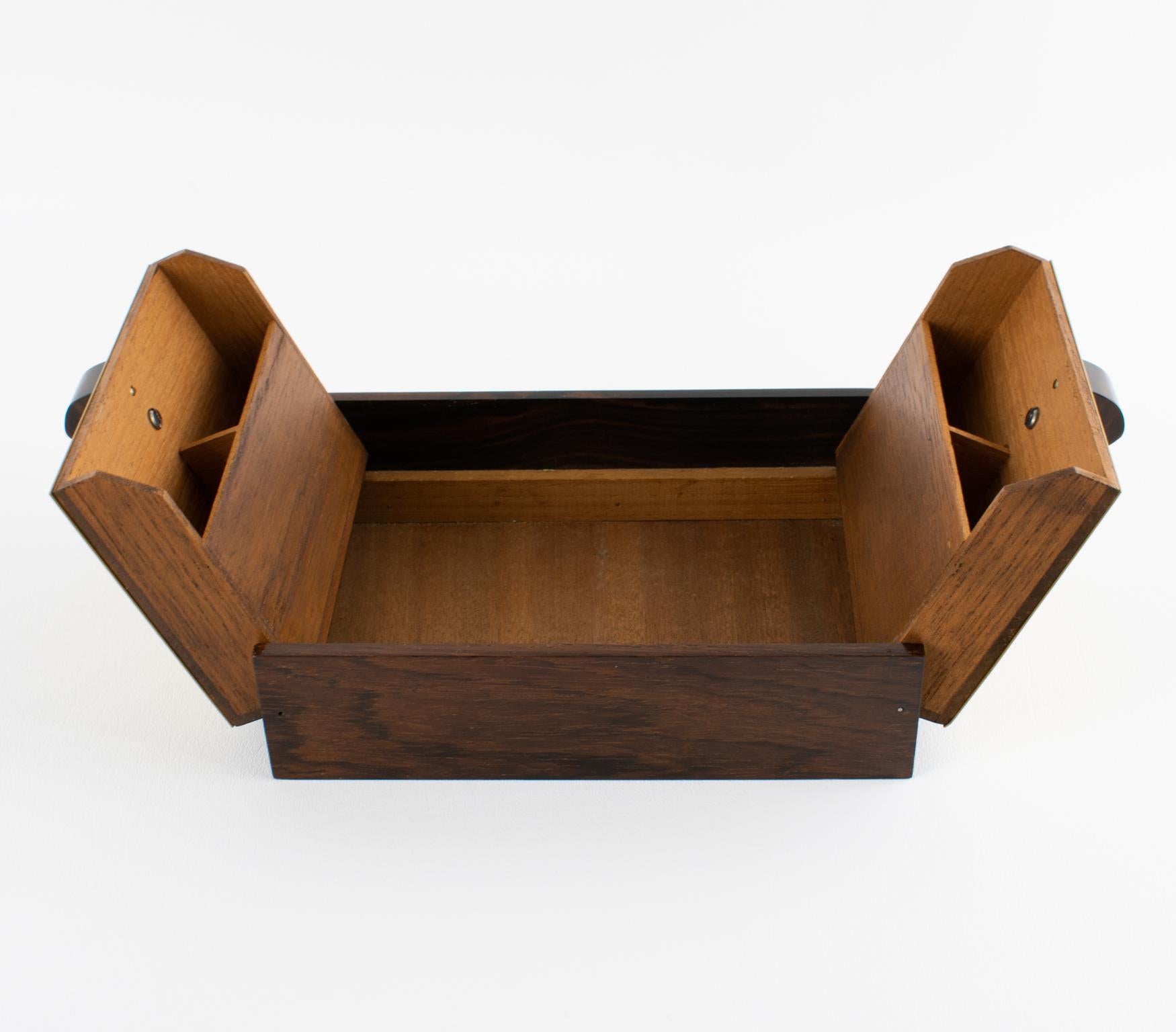Mid Century Modern Vergoldetes Aluminium und Makassar Holz Box, um 1960 im Zustand „Gut“ im Angebot in Atlanta, GA