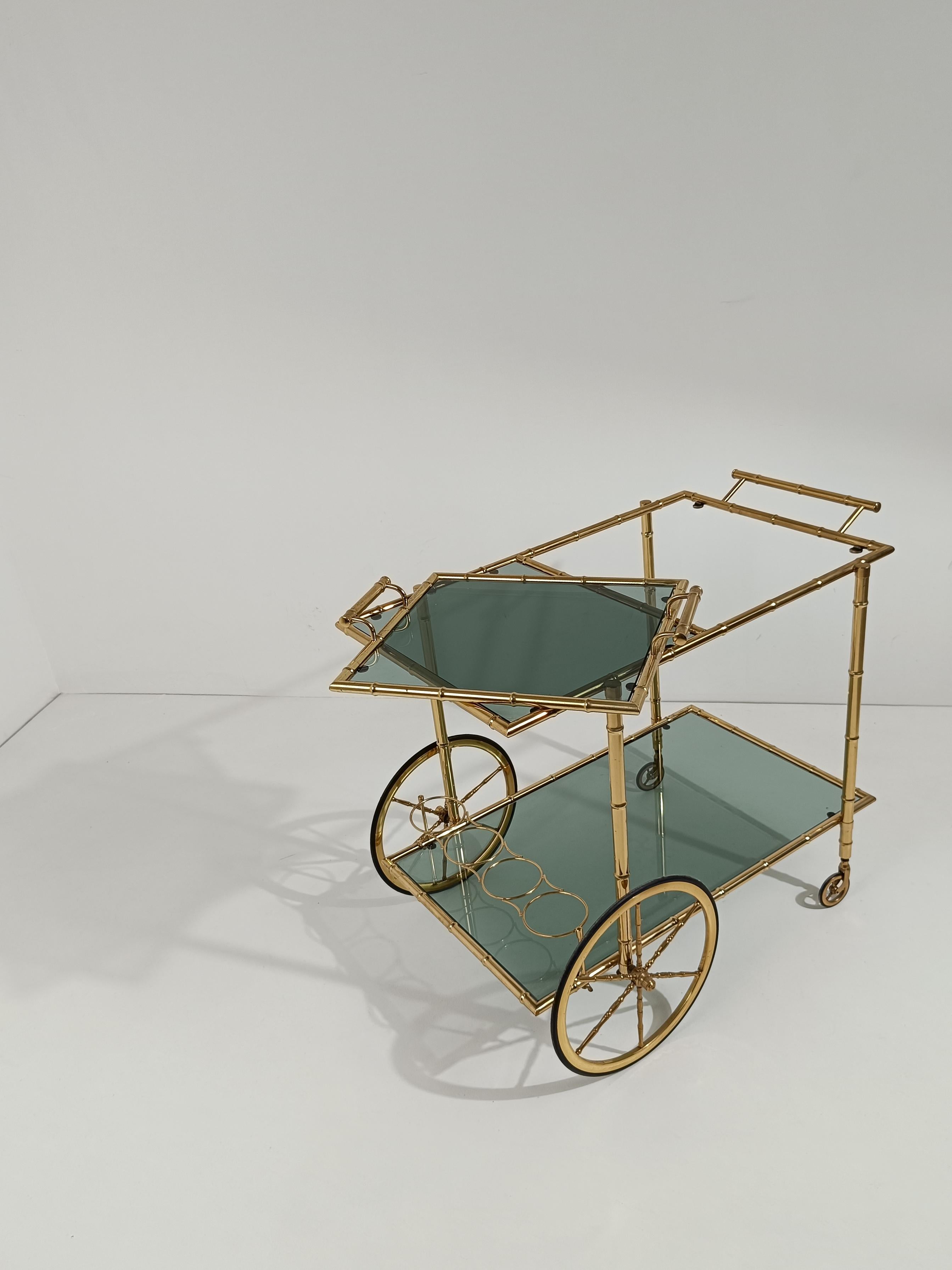 Mid-Century modern Vergoldetes Messing Faux Bambus Bar Cart mit abnehmbarem Tablett Top 70s im Angebot 6