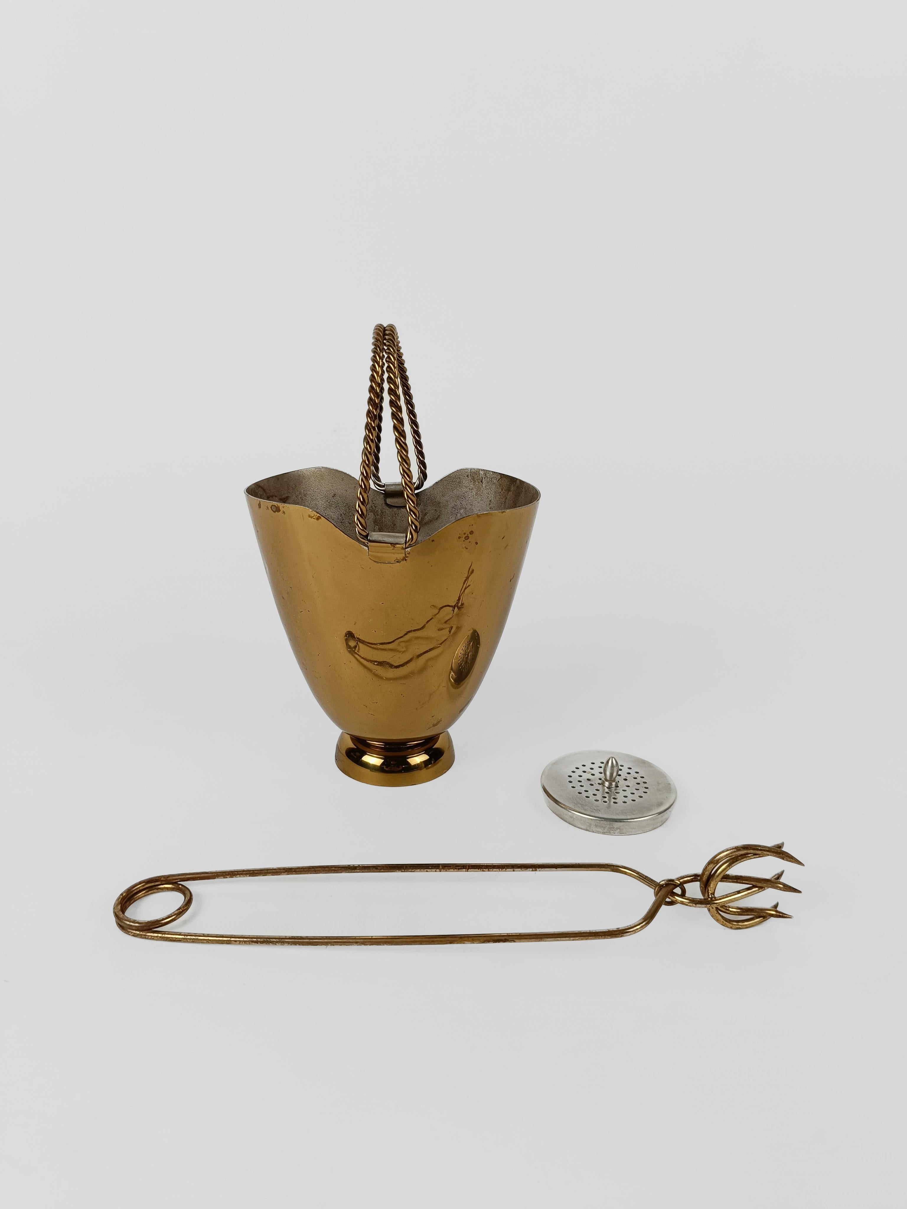  Mid Century Modern gilded ice bucket with tong, Italy 1950s For Sale 3