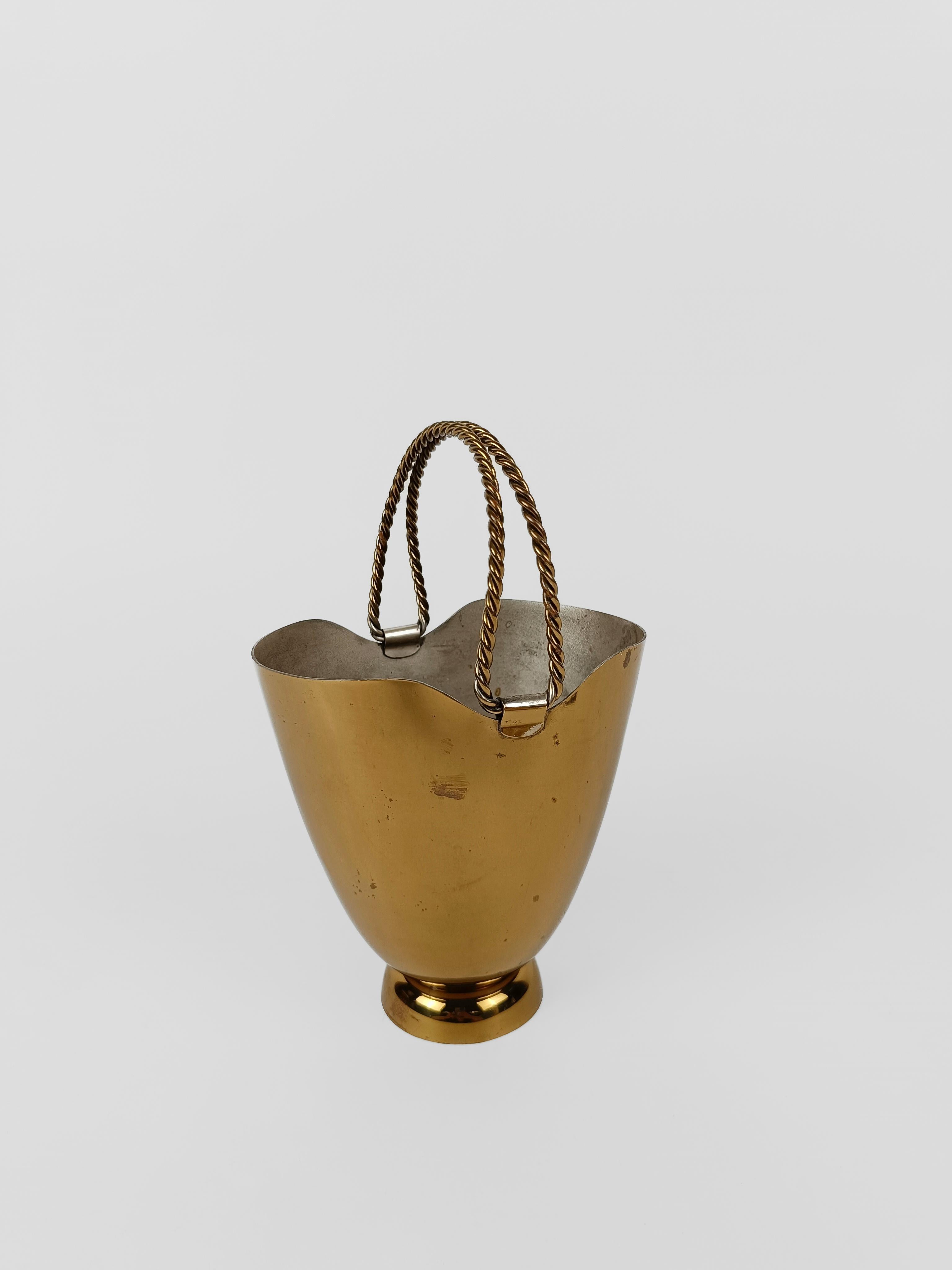  Mid Century Modern gilded ice bucket with tong, Italy 1950s For Sale 5