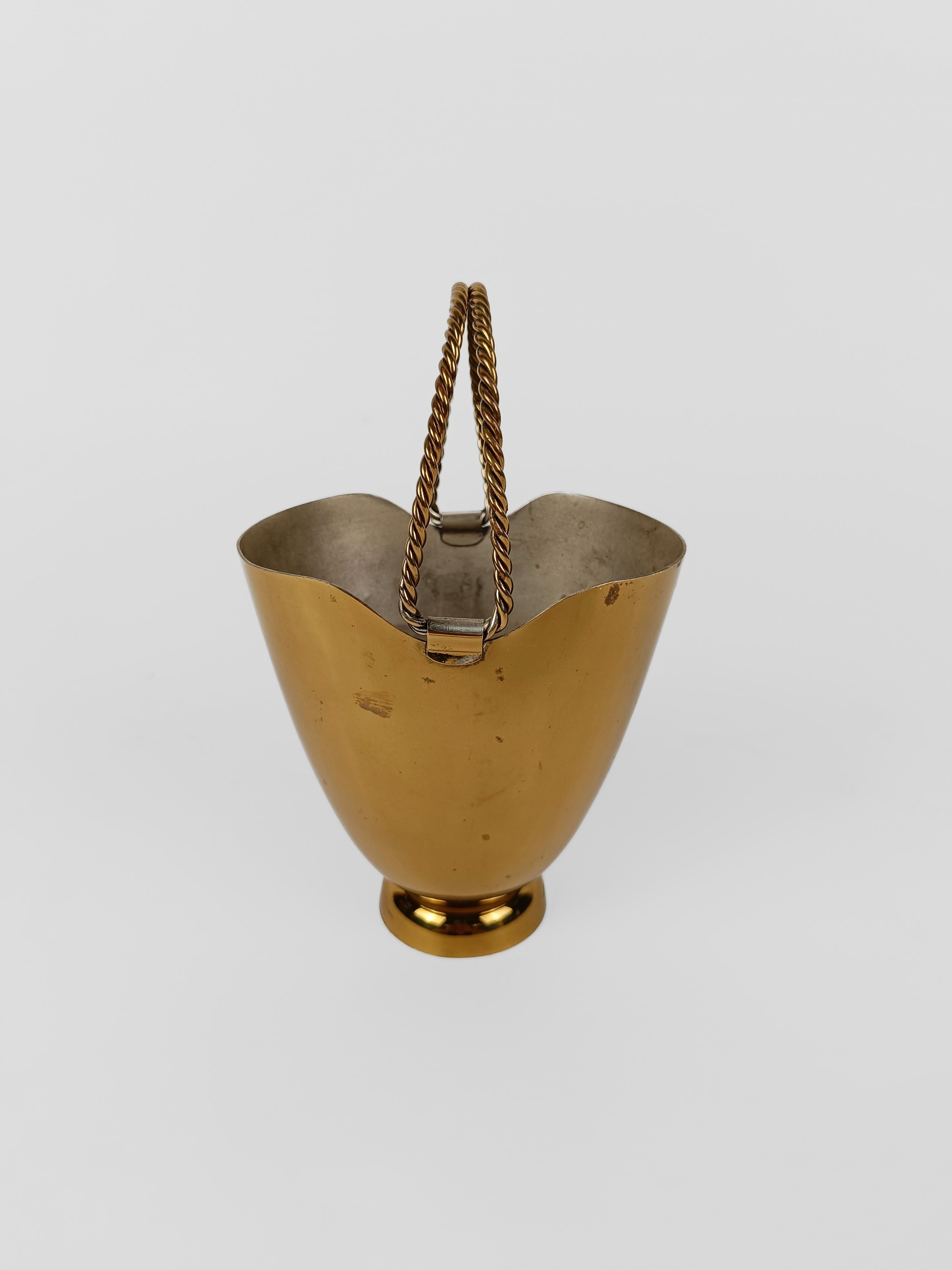  Mid Century Modern gilded ice bucket with tong, Italy 1950s For Sale 9