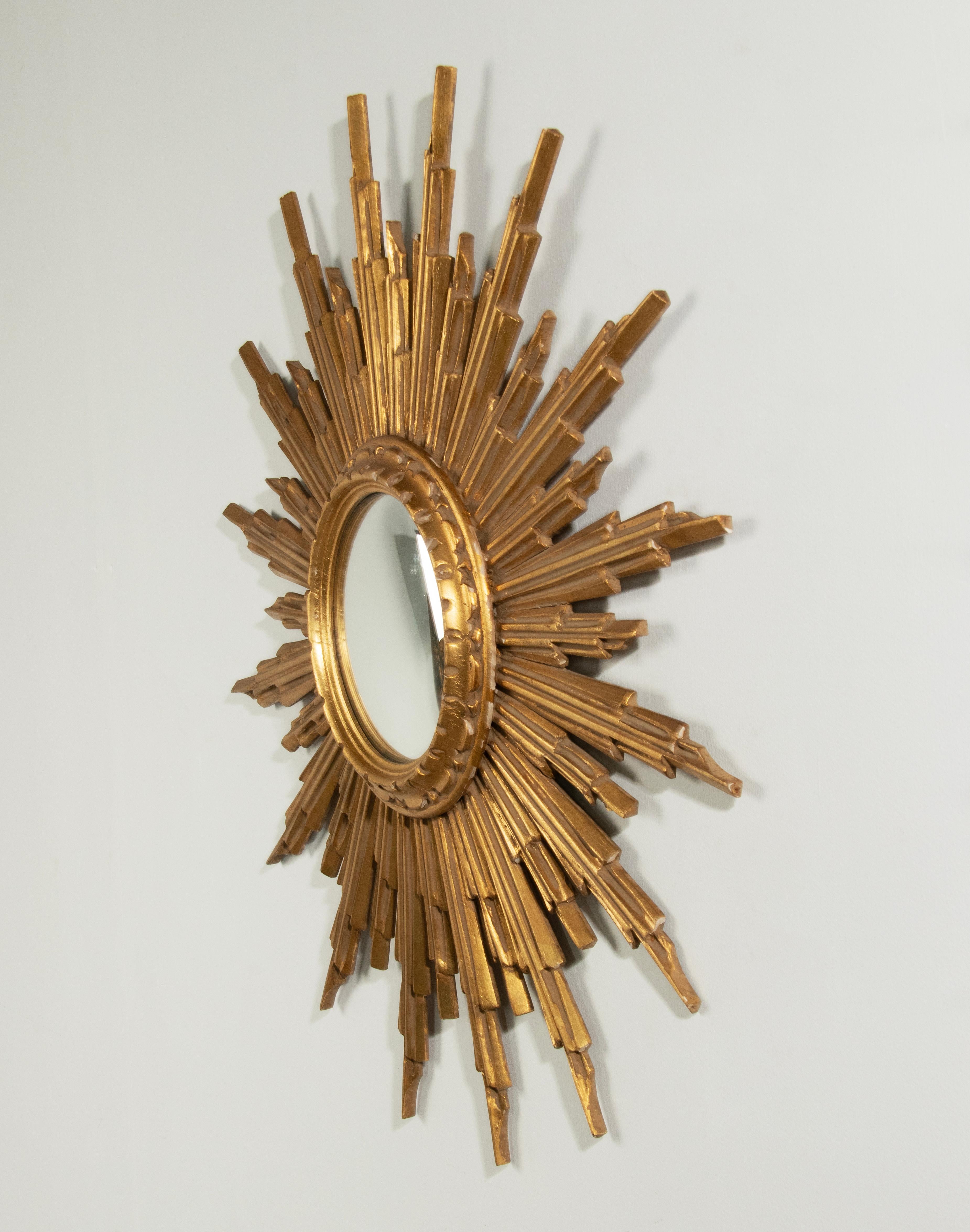 Mid-Century Modern Gilded Wooden Carved Convex Sunburst Mirror  For Sale 8