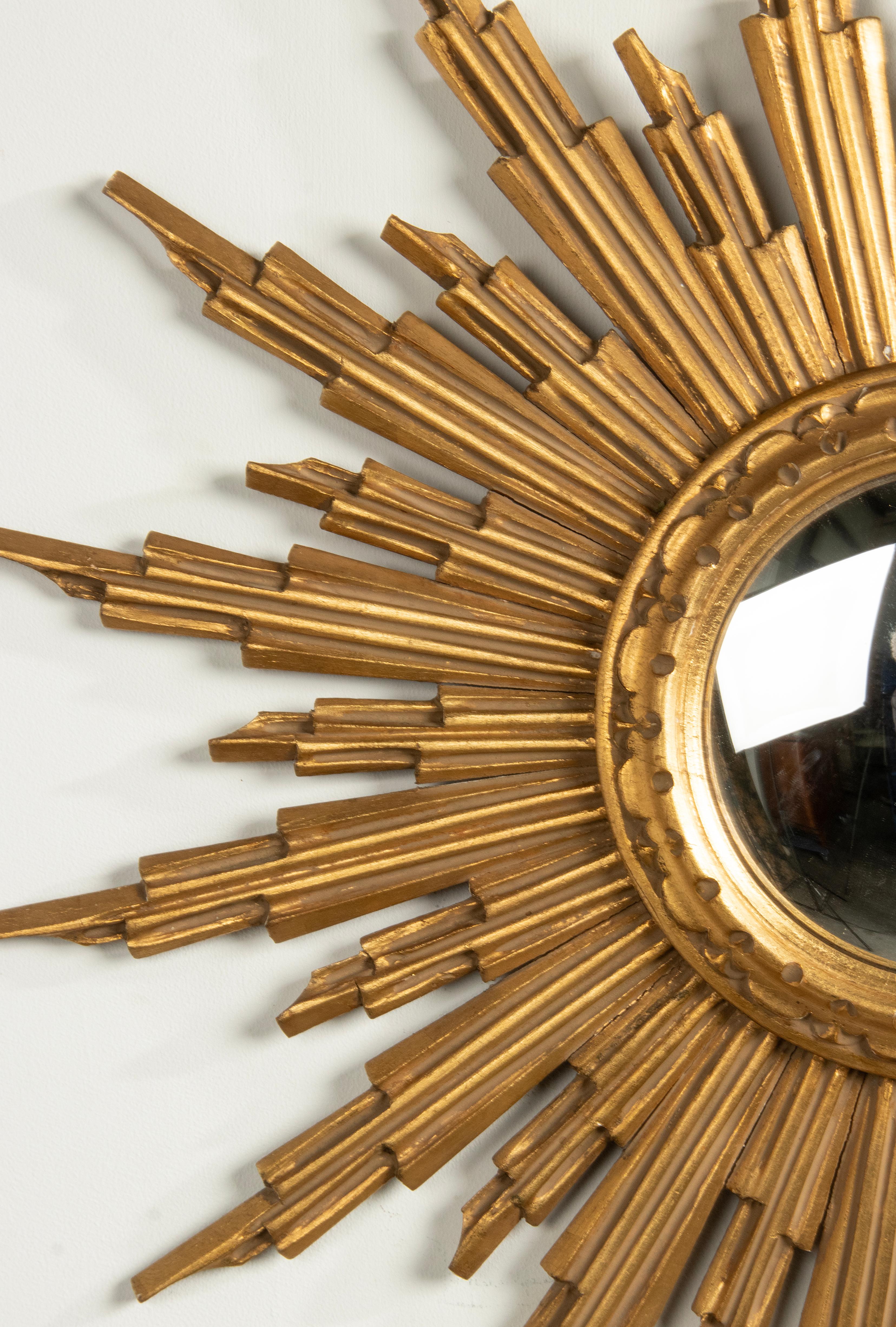 Mid-Century Modern Gilded Wooden Carved Convex Sunburst Mirror  For Sale 9