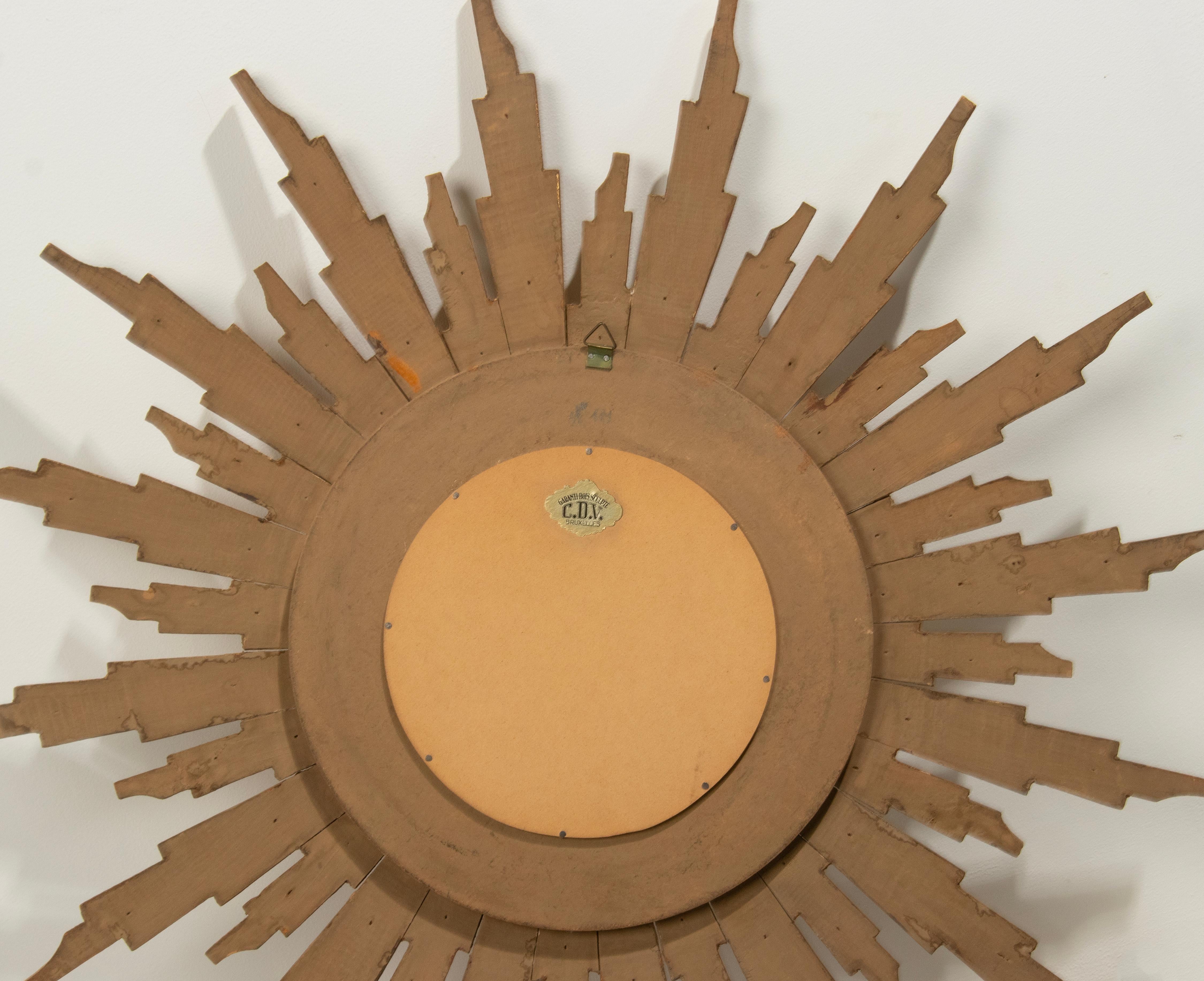 Mid-Century Modern Gilded Wooden Carved Convex Sunburst Mirror  For Sale 13