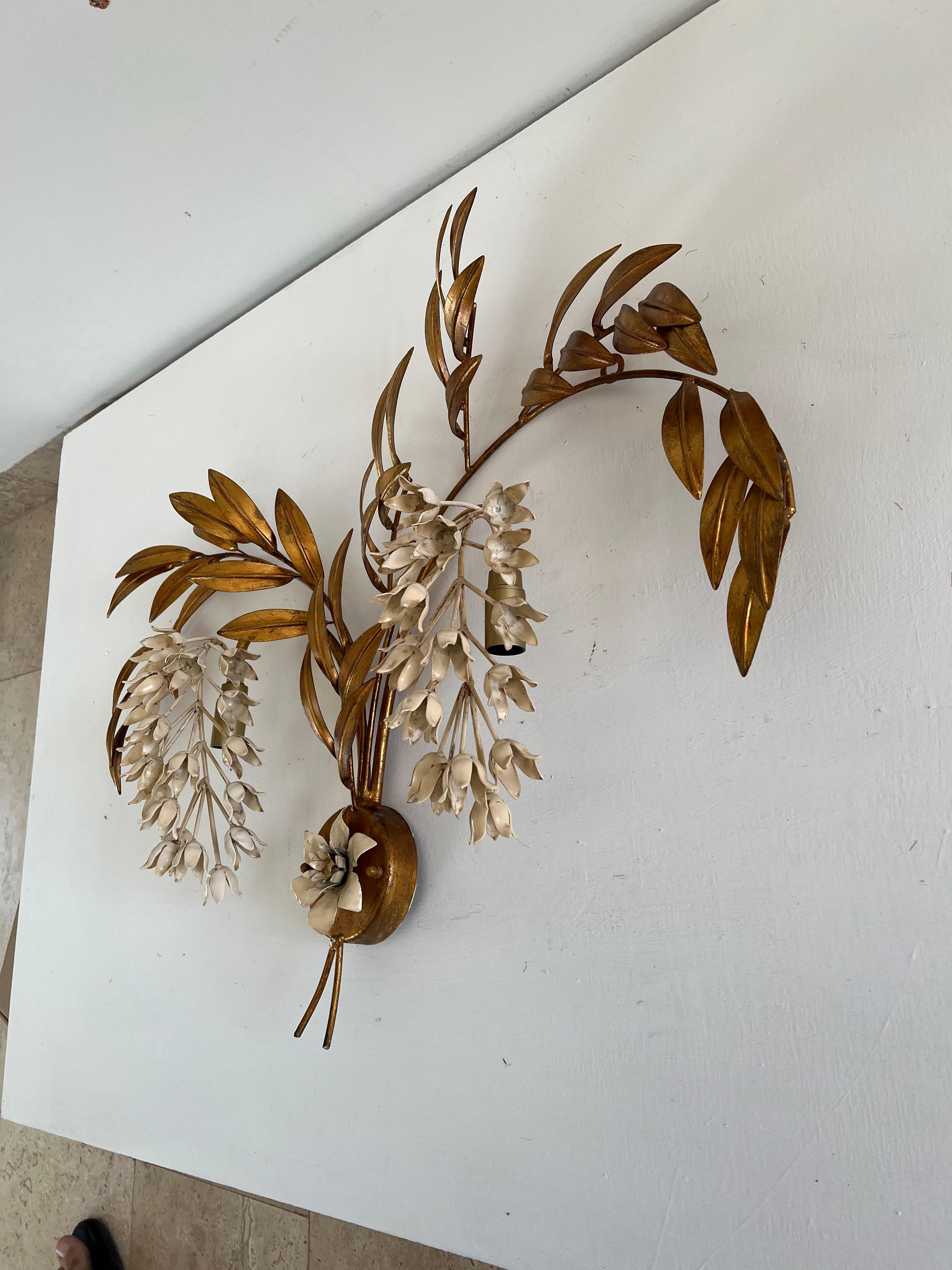 Mid Century Modern Gilt and Lacquered Wall Light Hans Kögl 1970s In Good Condition For Sale In Merida, Yucatan
