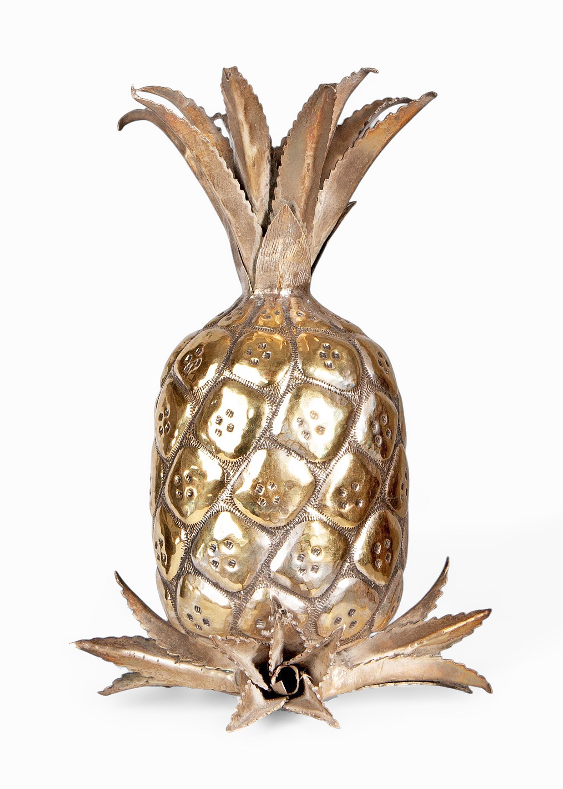 Mid-Century Modern Gilt Brass Decorative Pineapple Sculpture/Newel Post, Italy In Good Condition For Sale In North Miami, FL