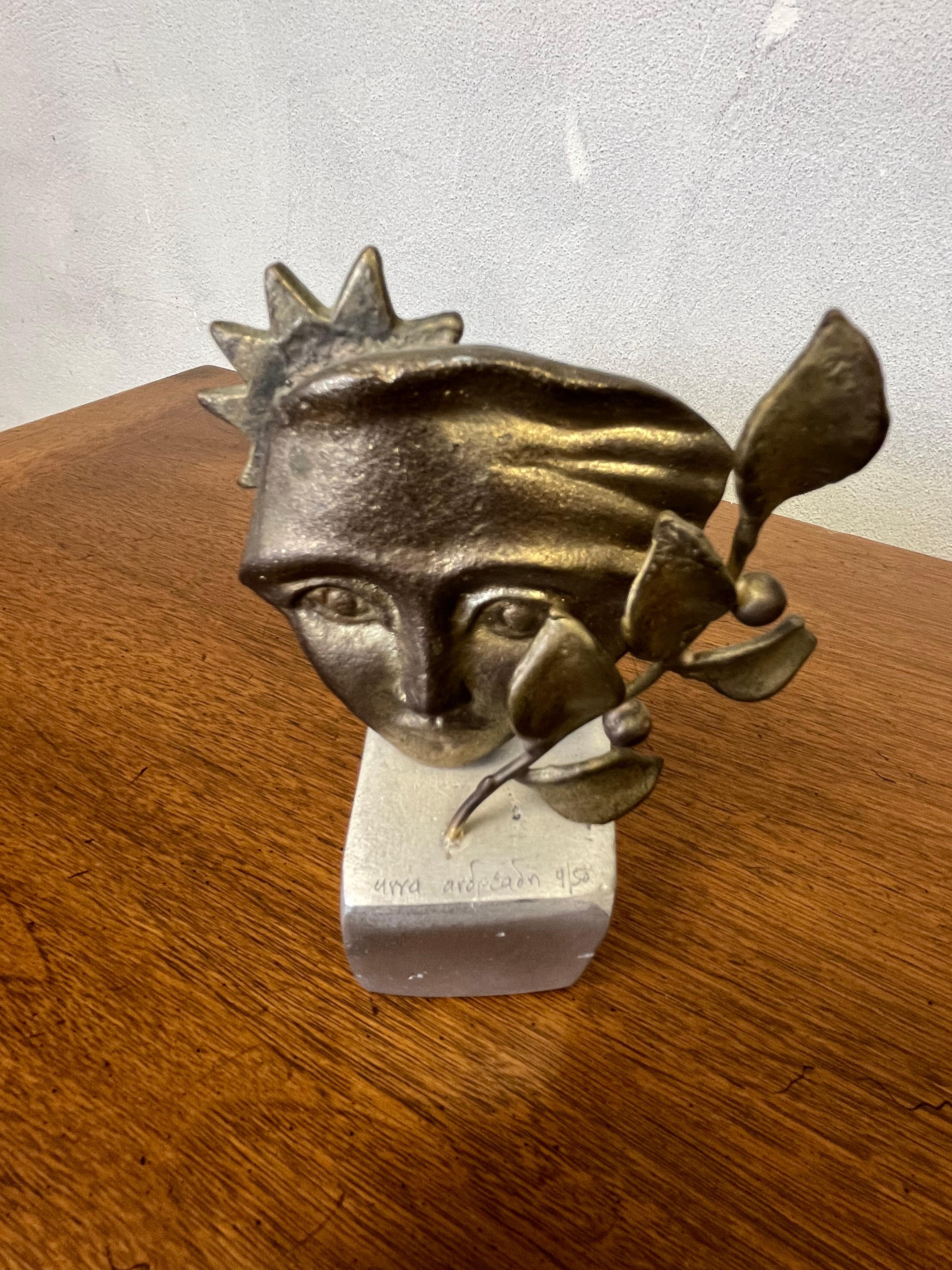 Mid Century Modern Vergoldete Bronze-Skulptur (Metall) im Angebot
