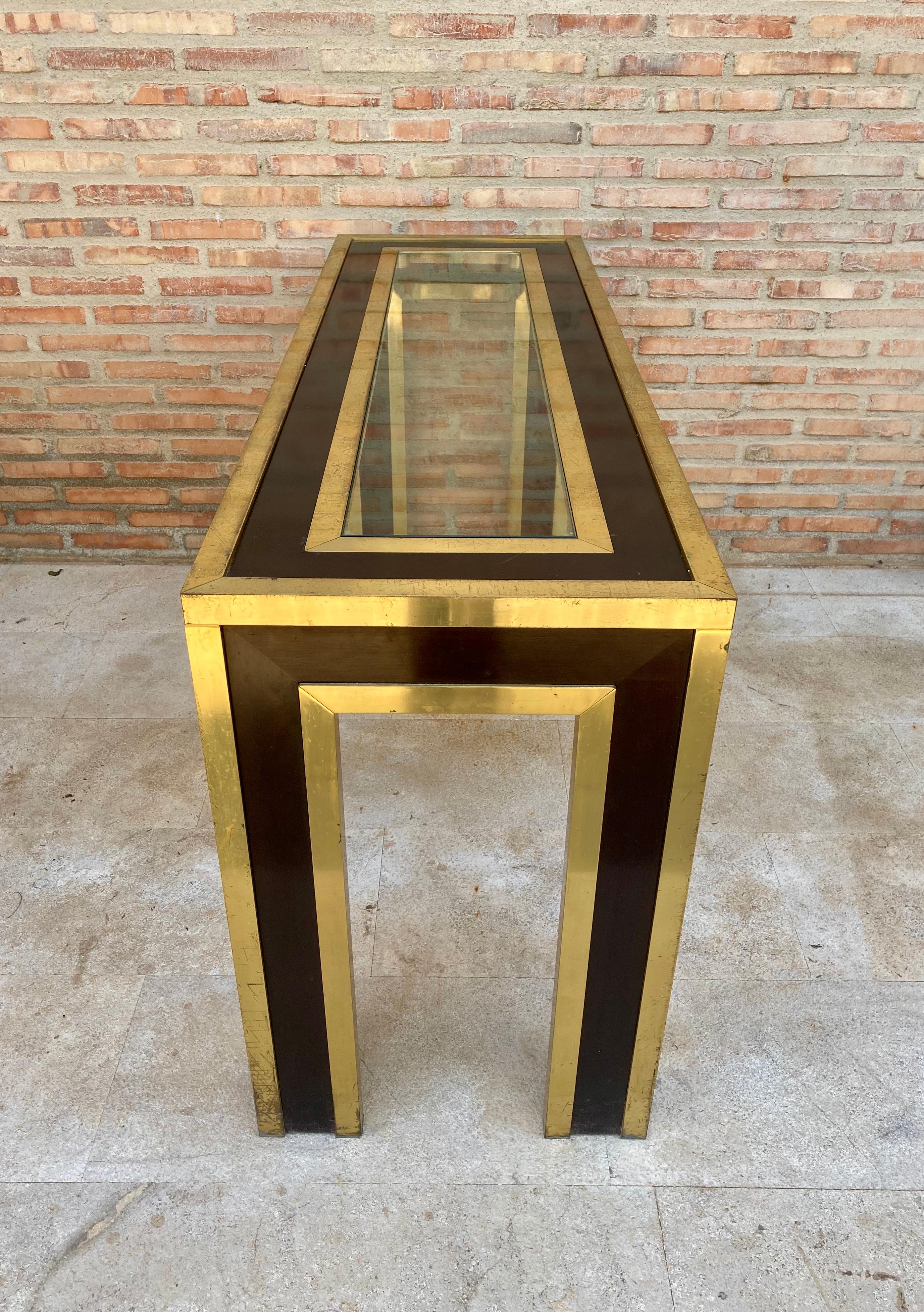 20th Century Mid-Century Modern Gilt Metal and Wood Console Table with Glass Top For Sale