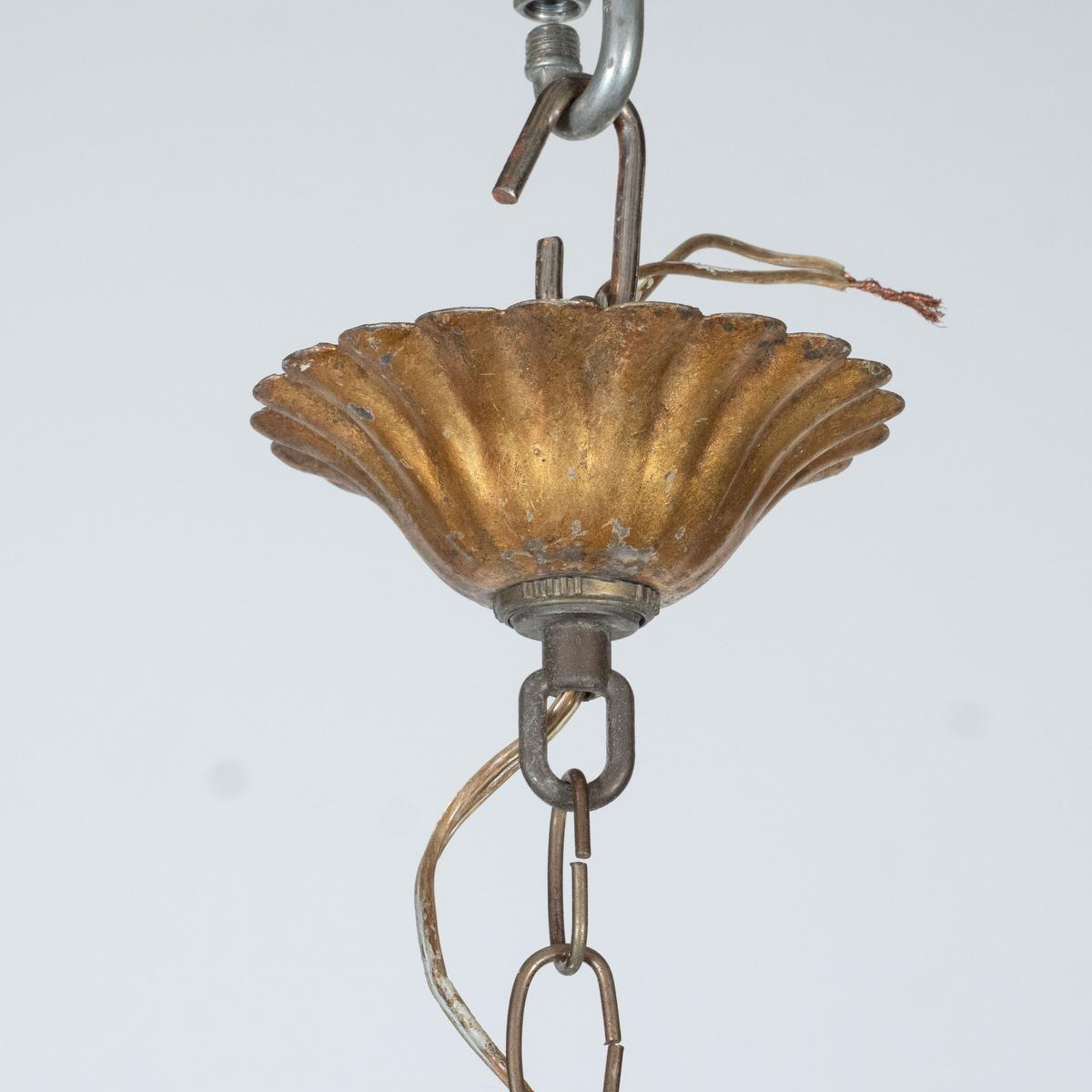 Métal Lustre moderne du milieu du siècle en métal doré à motif de feuillage en vente