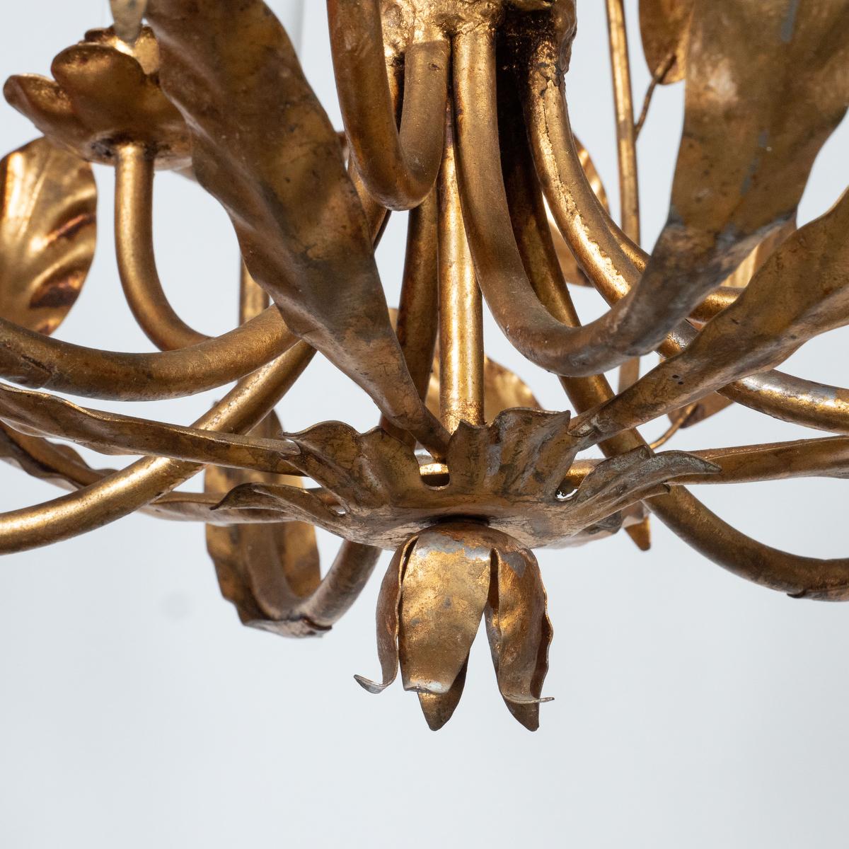 Lustre moderne du milieu du siècle en métal doré à motif de feuillage en vente 2