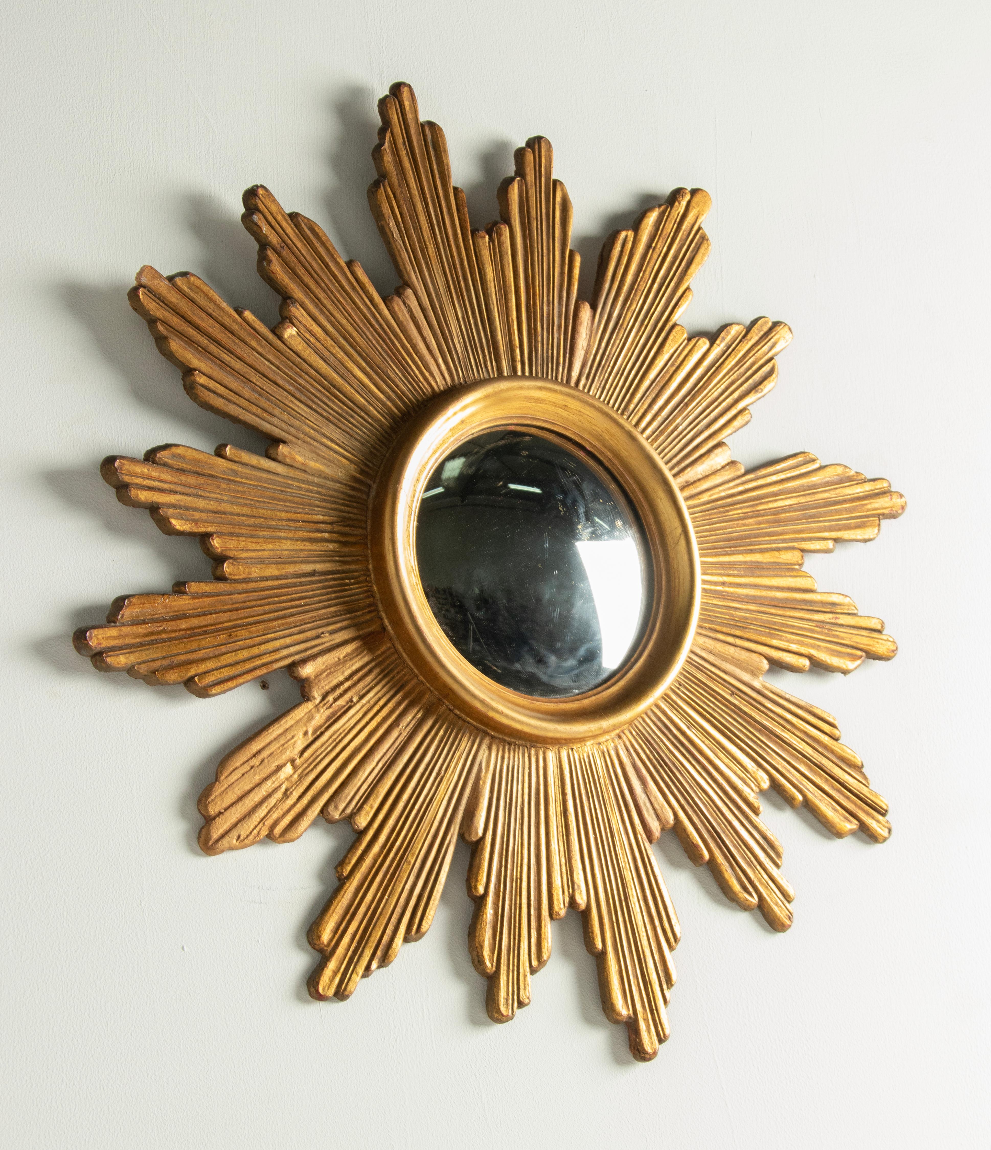 Mid-Century Modern Giltwood Carved Convex Sunburst Mirror For Sale 5