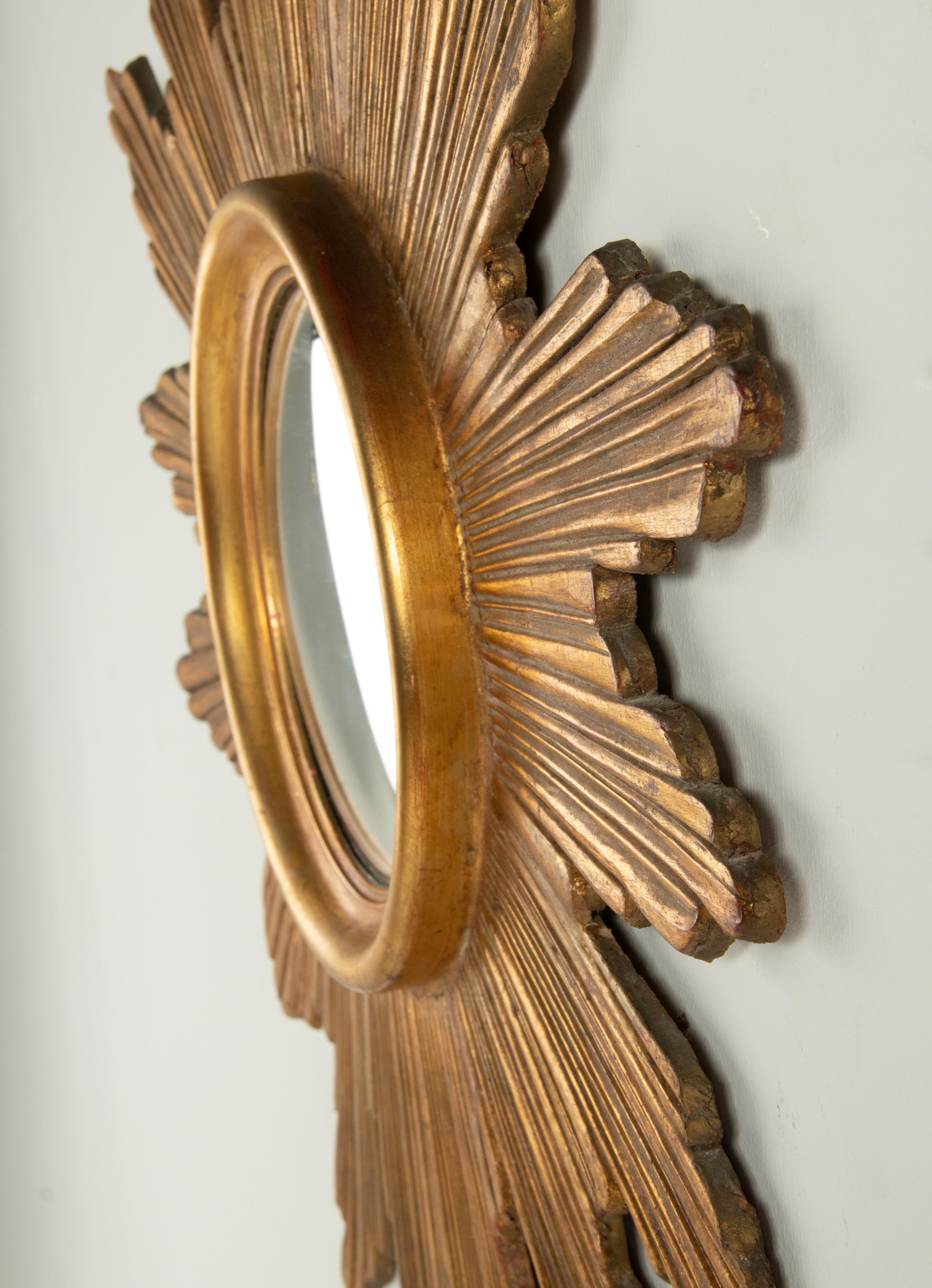 Mid-Century Modern Giltwood Carved Convex Sunburst Mirror For Sale 8