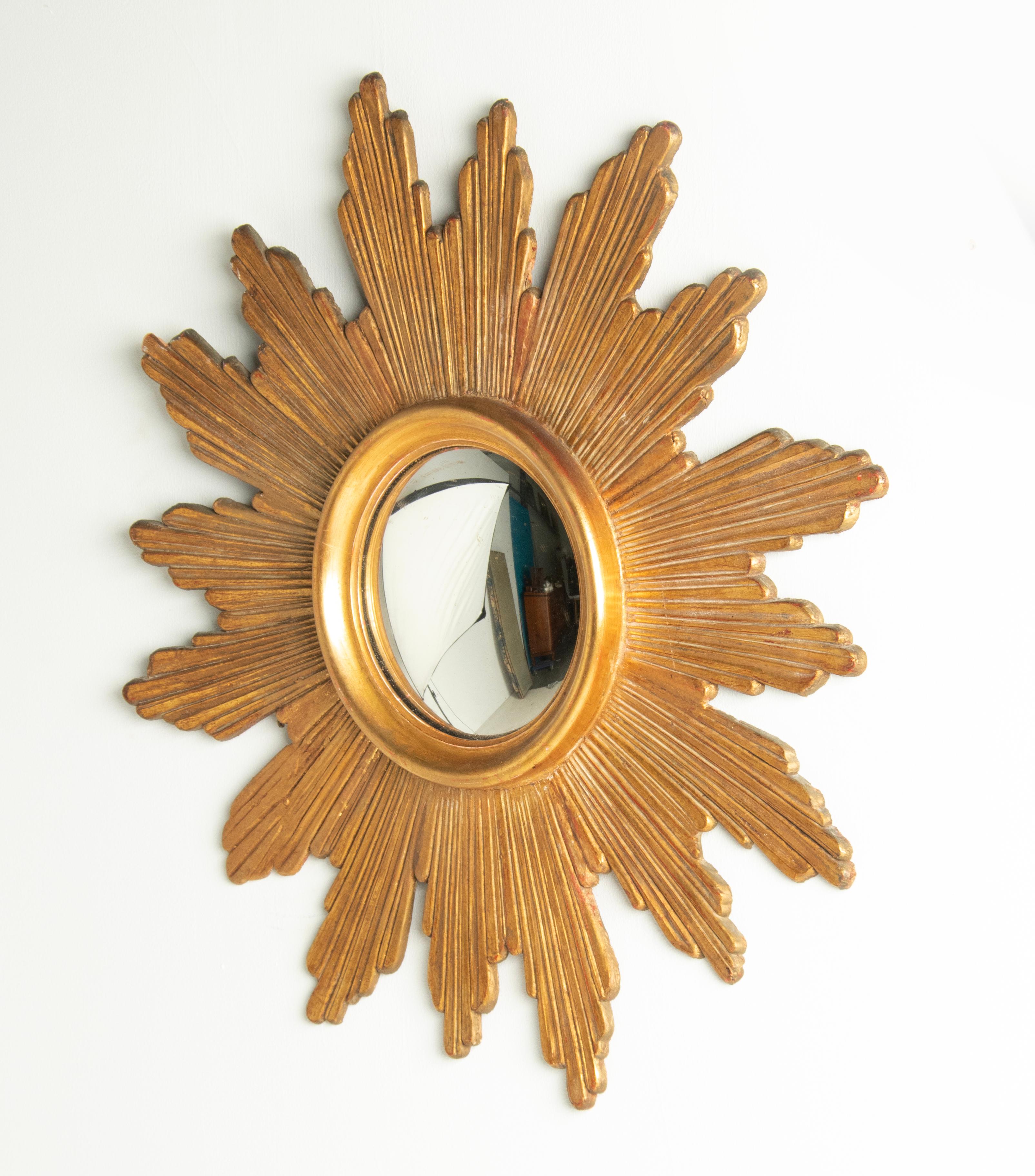 Mid-Century Modern Giltwood Carved Convex Sunburst Mirror For Sale 10
