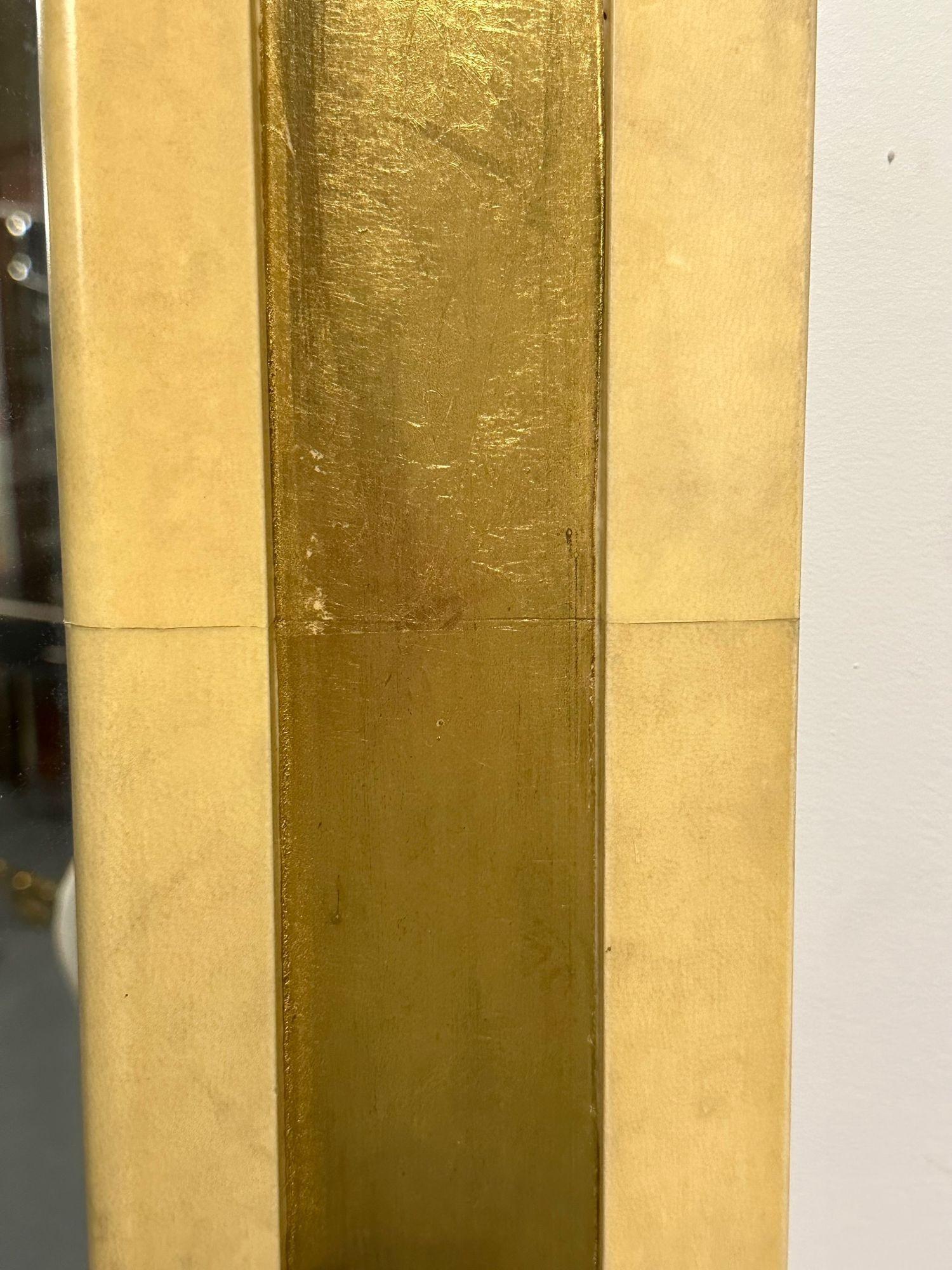Miroir mural/console en bois doré mi-siècle moderne, parchemin, Italie en vente 3