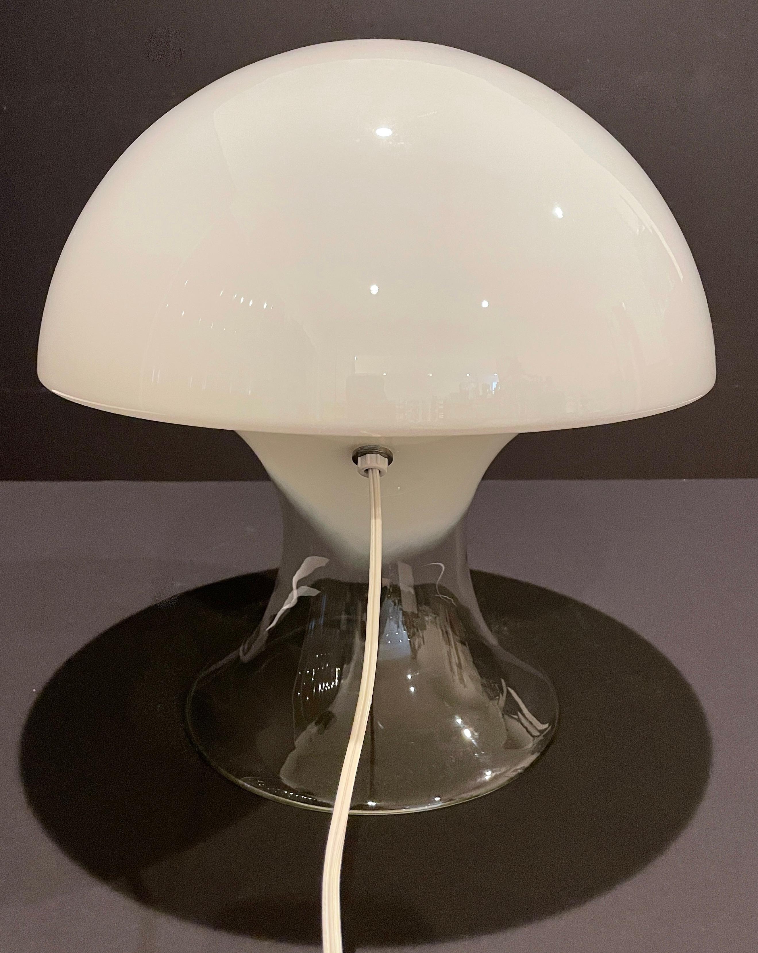 italien Lampe de table à champignon en verre de Murano Gino Vistosi, modernité du milieu du siècle dernier en vente