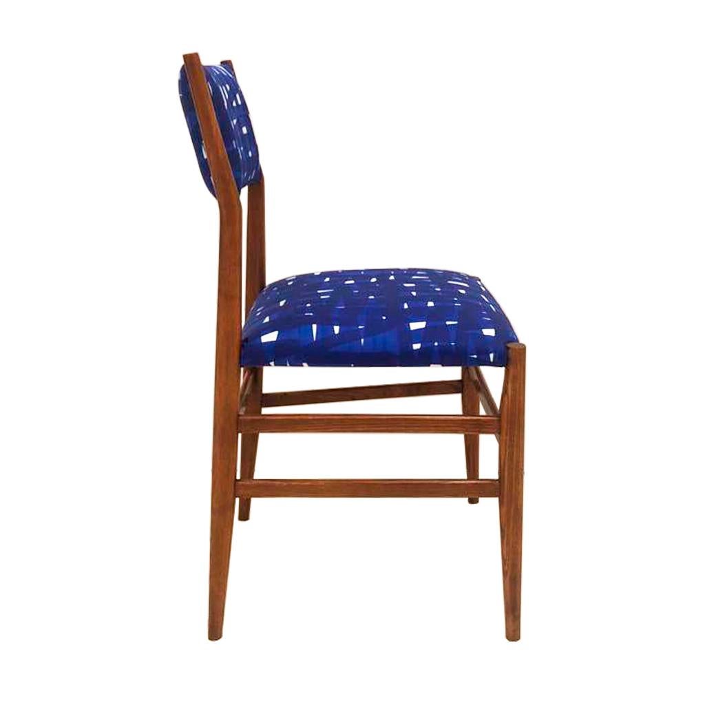 Midcentury Gio Ponti Set of Four ‘Leggera 646’ Ashwood Italian Chairs, 1951 For Sale 5