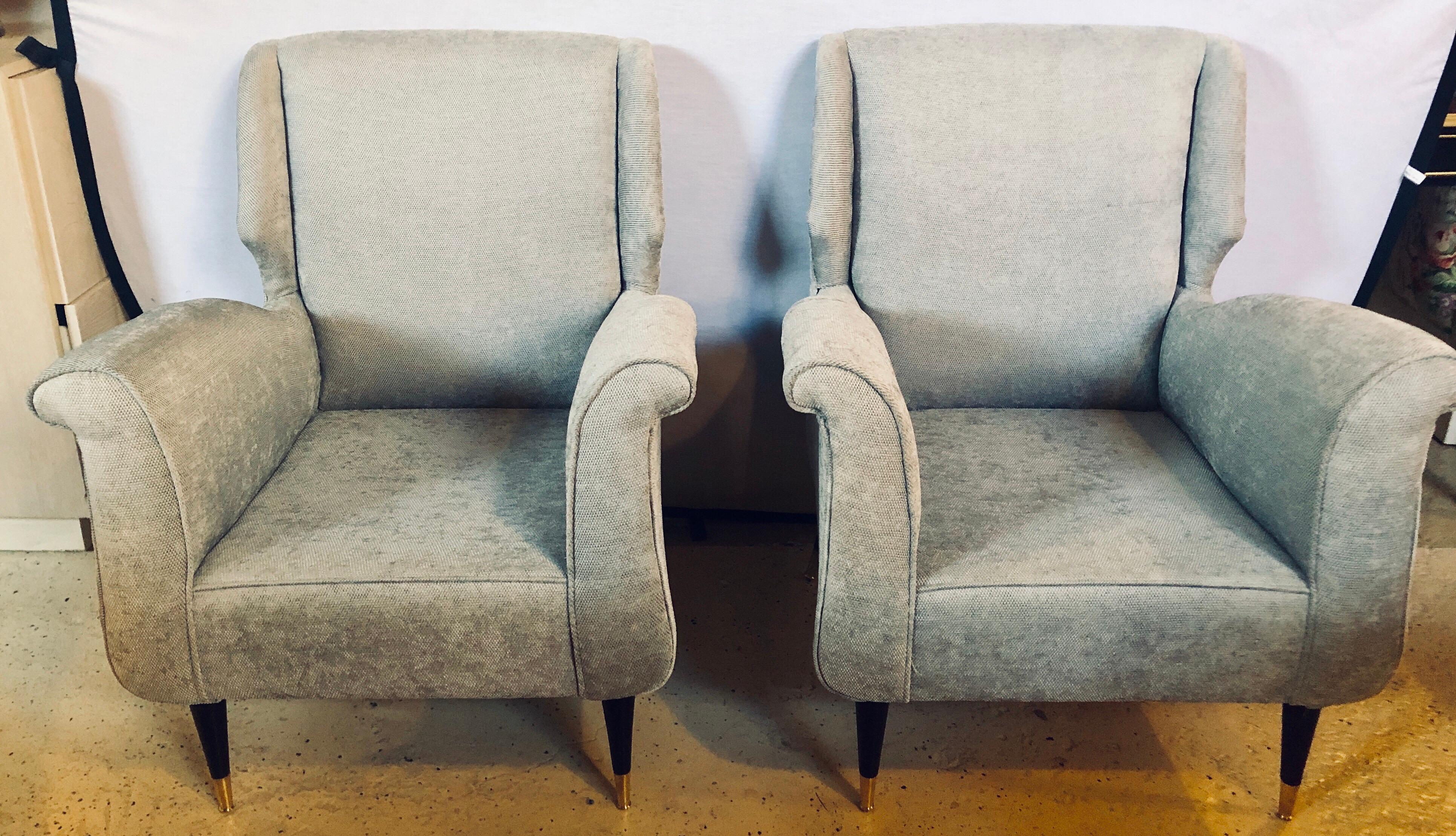 Mid-Century Modern Gio Ponti Style Armchairs, a Pair In Good Condition In Stamford, CT