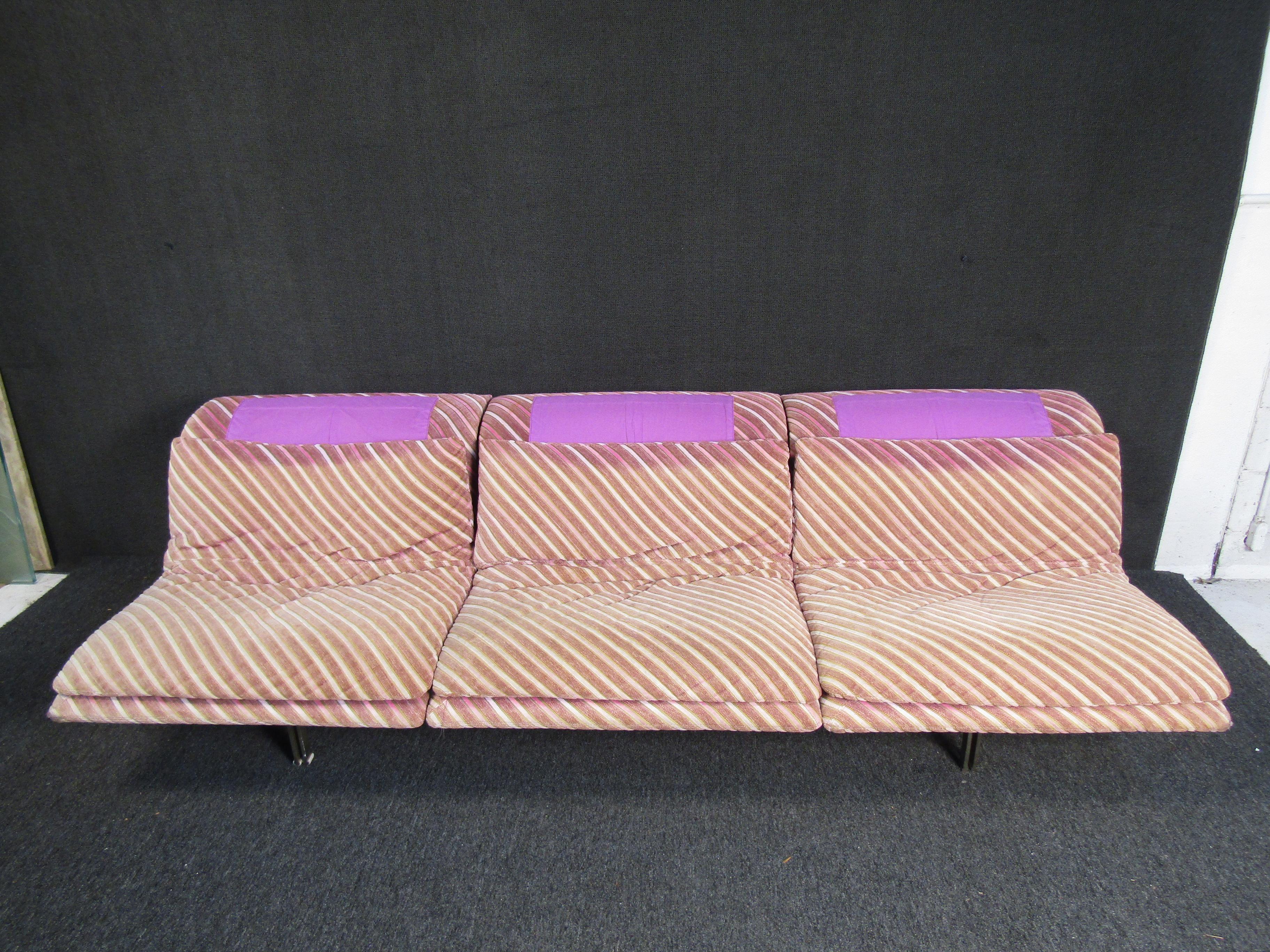 20th Century Mid-Century Modern Giovanni Offredi for Saporit 'Wave' Sofa