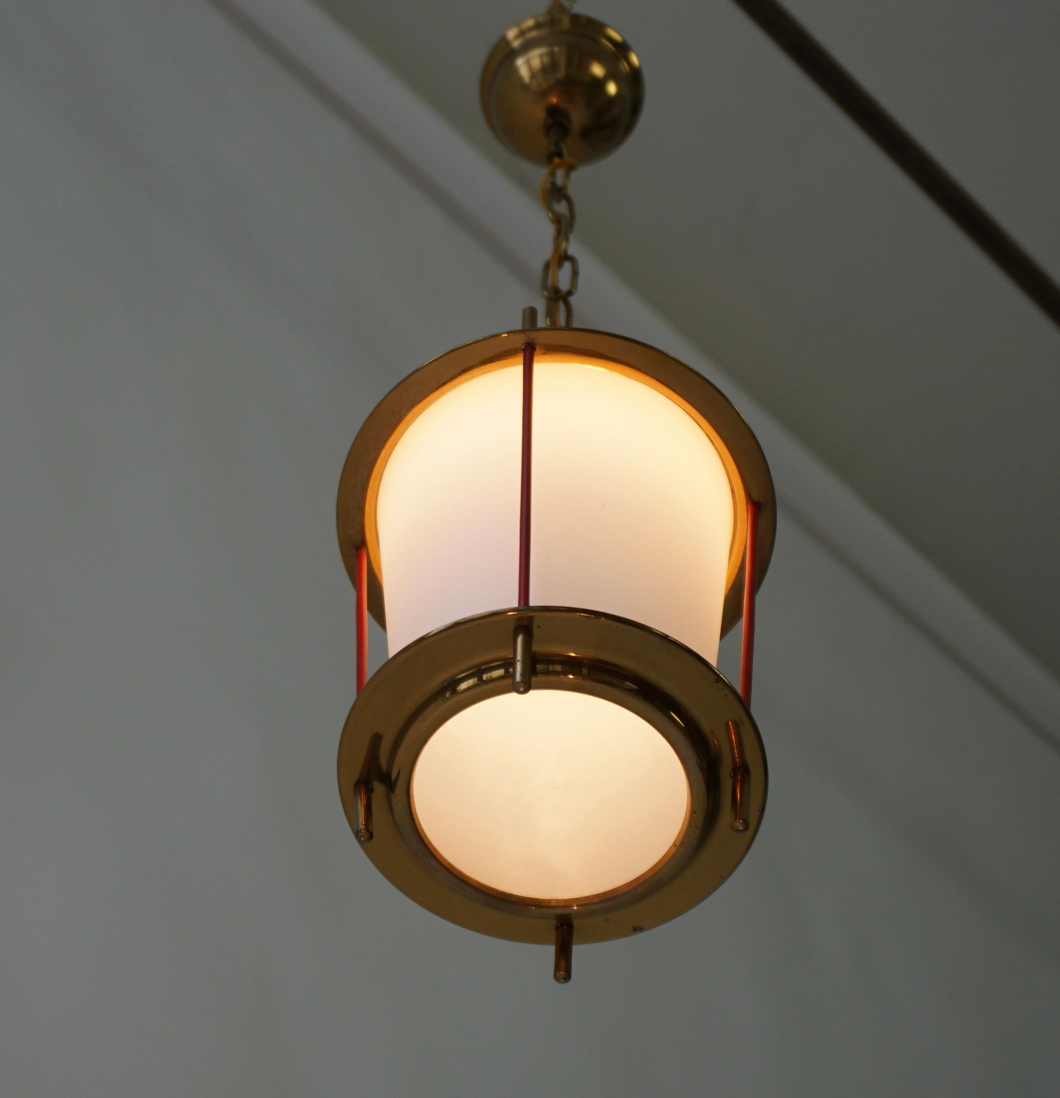 Mid-Century Modern Glass and Brass Pendant Light Lantern In Good Condition For Sale In Antwerp, BE