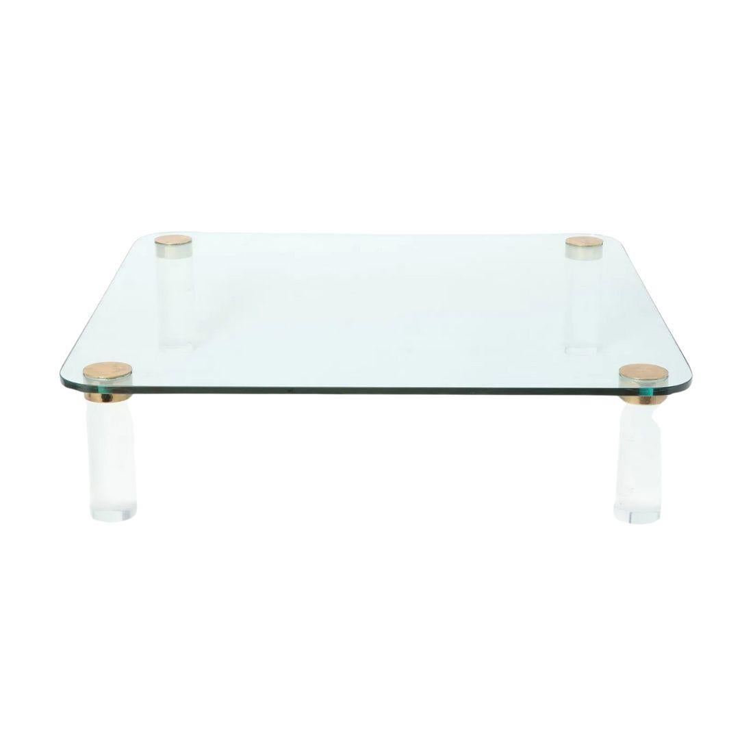Mid-Century Modern Table basse en verre et lucite en vente