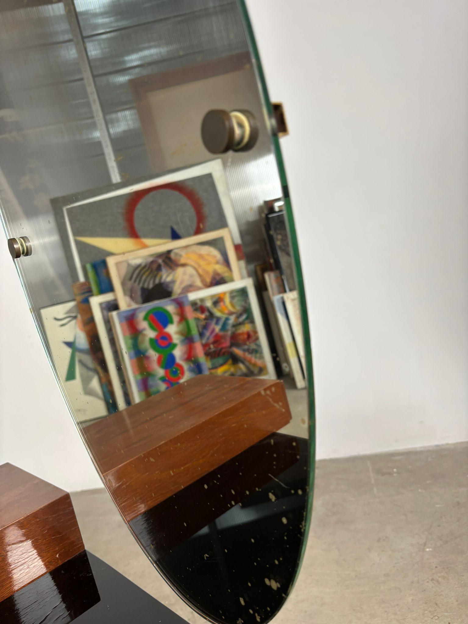 Tocador moderno de mediados de siglo de cristal y acero con espejo oval, años 60 en venta 1