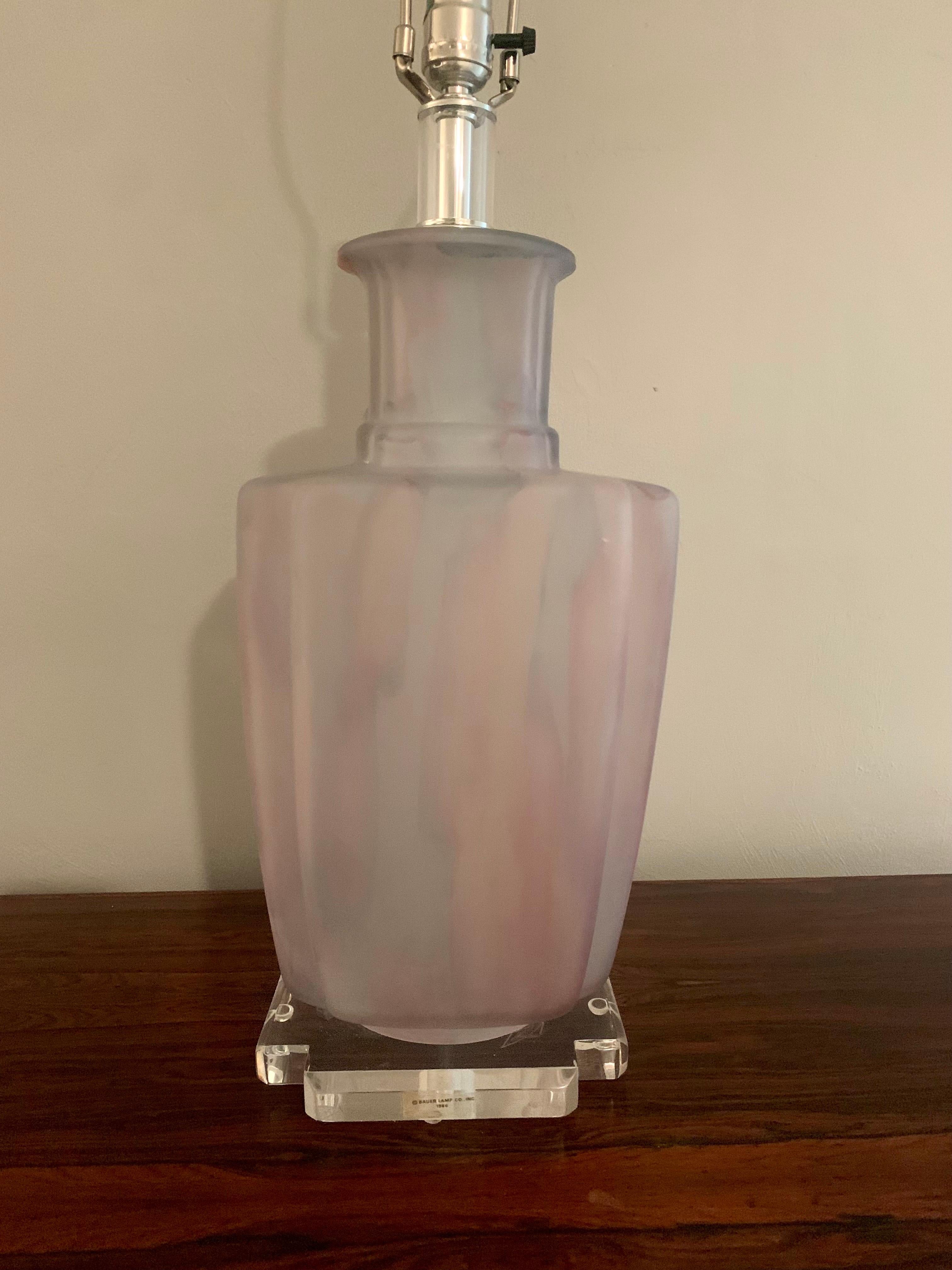 Mid Century Modern Glass Bauer Table Lamp in Pink and Clear, with Lucite For Sale 4
