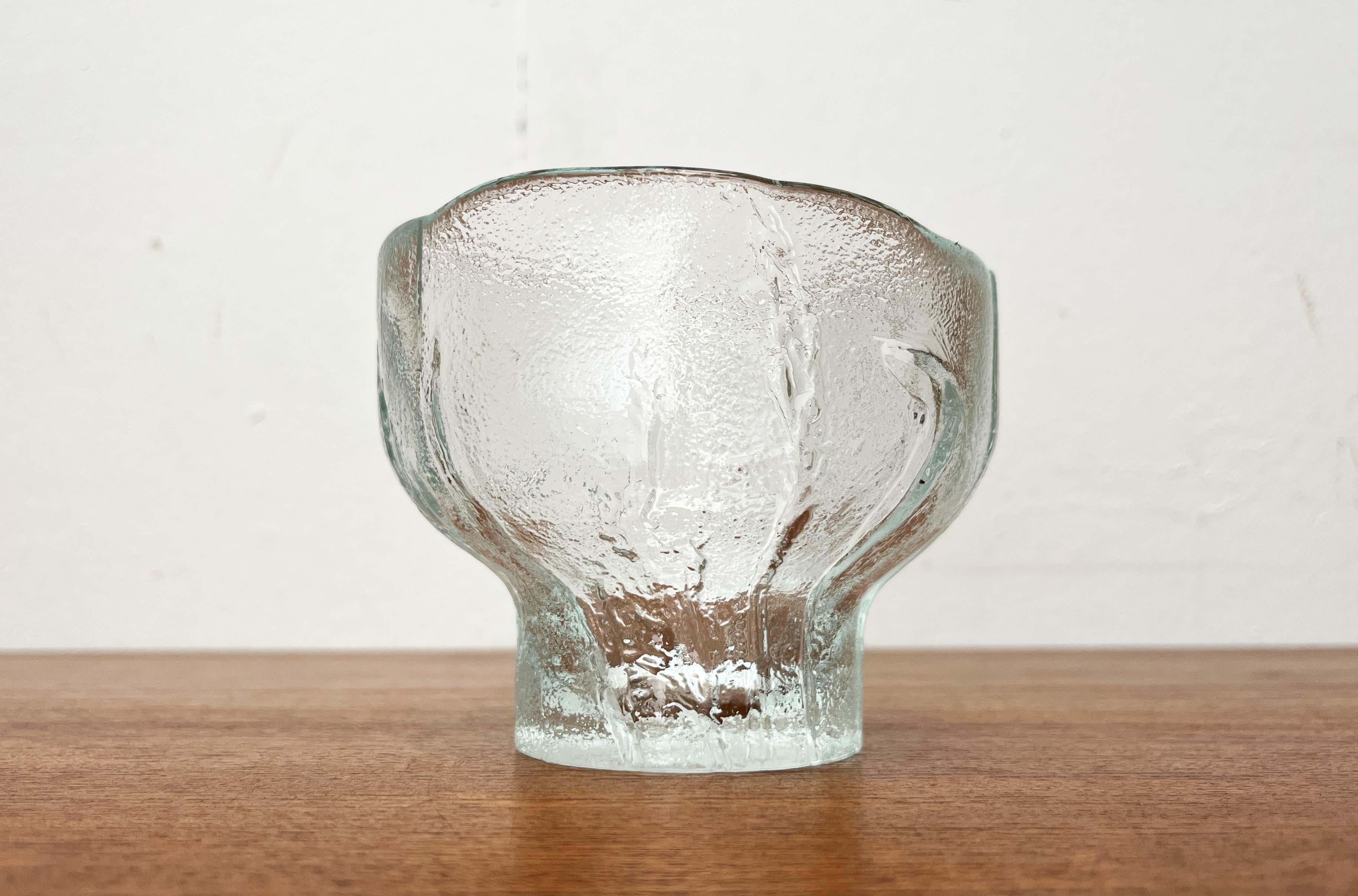 Moderne Glasschale aus der Jahrhundertmitte von Heiniä Kainalossa für Humppila, Finnland, 1960er Jahre im Angebot 5