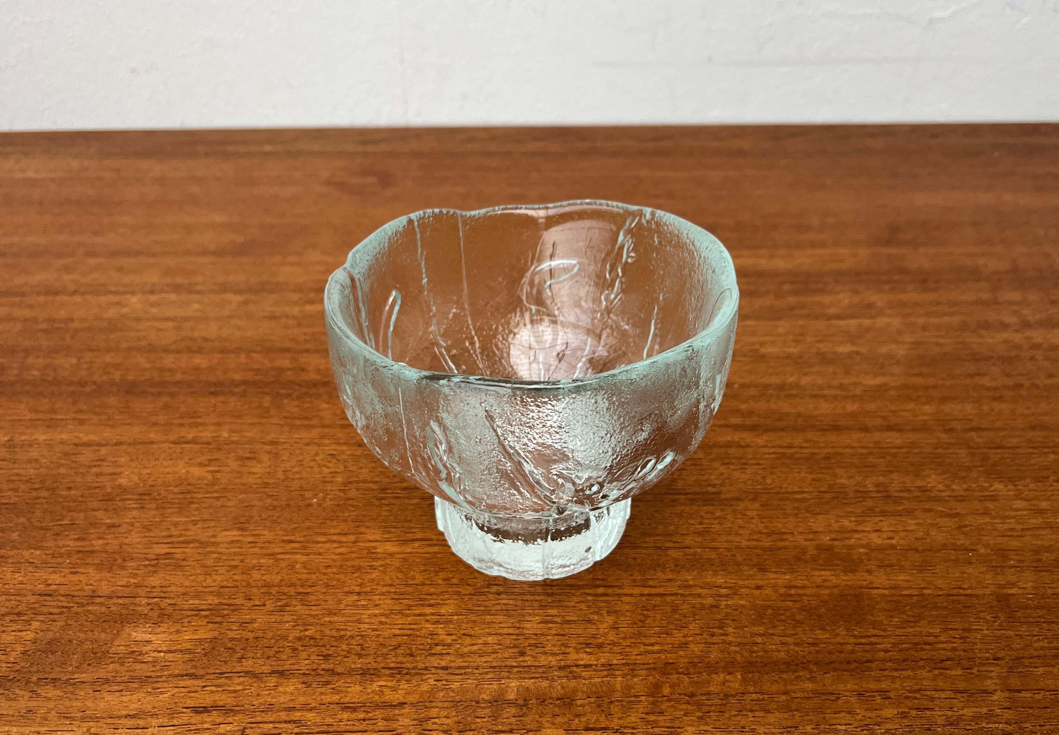 Moderne Glasschale aus der Jahrhundertmitte von Heiniä Kainalossa für Humppila, Finnland, 1960er Jahre im Zustand „Gut“ im Angebot in Hamburg, DE