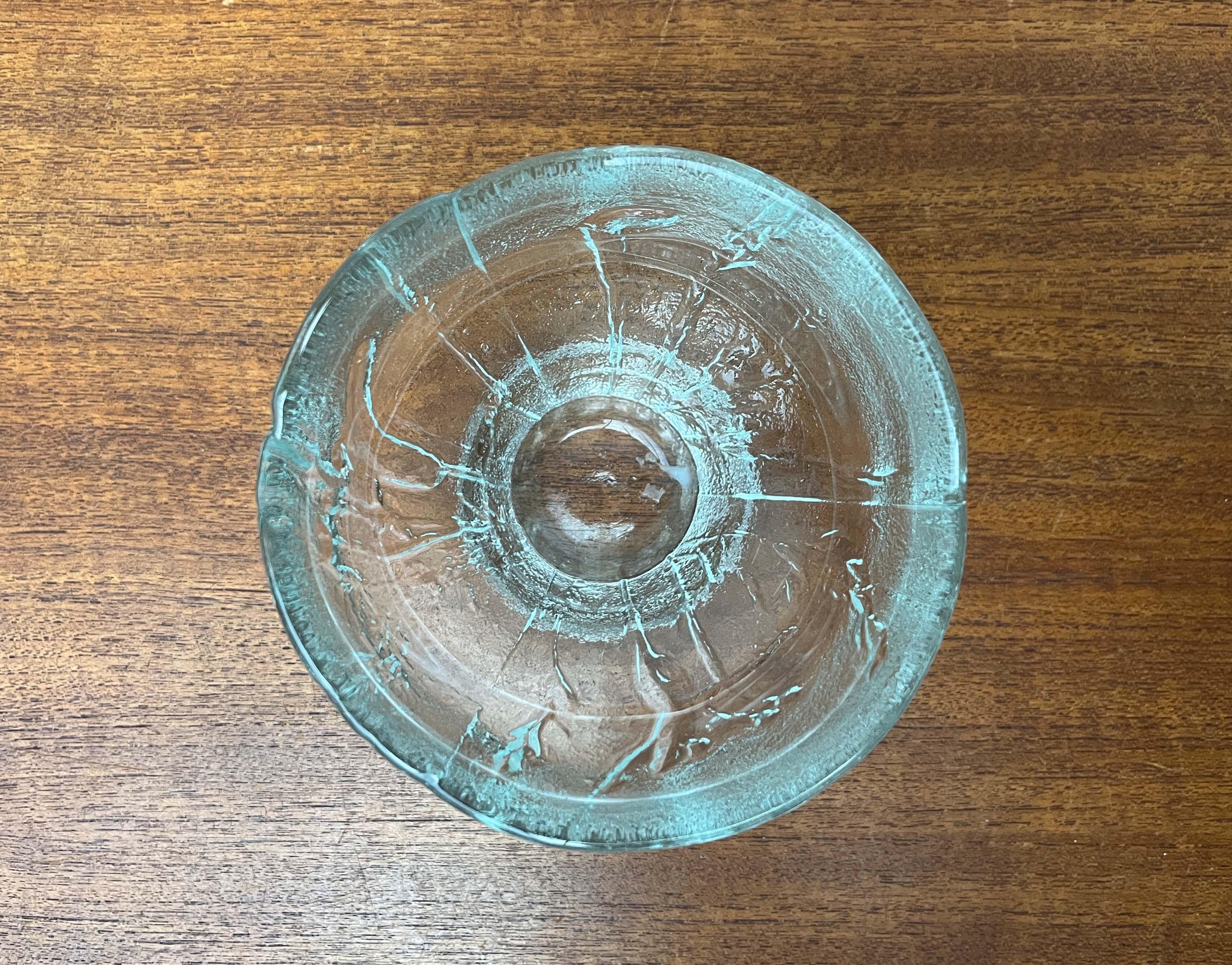 Moderne Glasschale aus der Jahrhundertmitte von Heiniä Kainalossa für Humppila, Finnland, 1960er Jahre (20. Jahrhundert) im Angebot