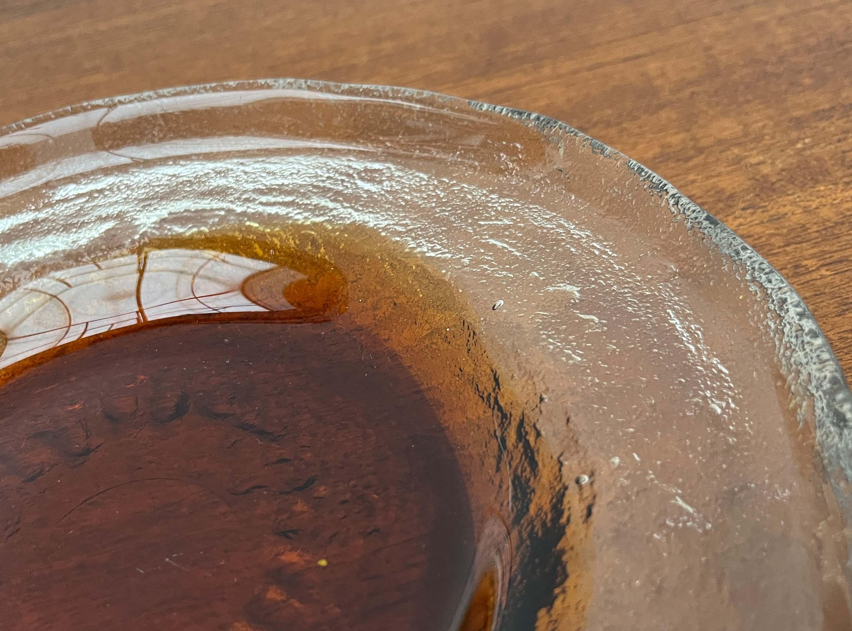 Cuenco de cristal moderno de mediados de siglo de Pertti Santalahti para Humppila, Finlandia, años 60 en venta 3