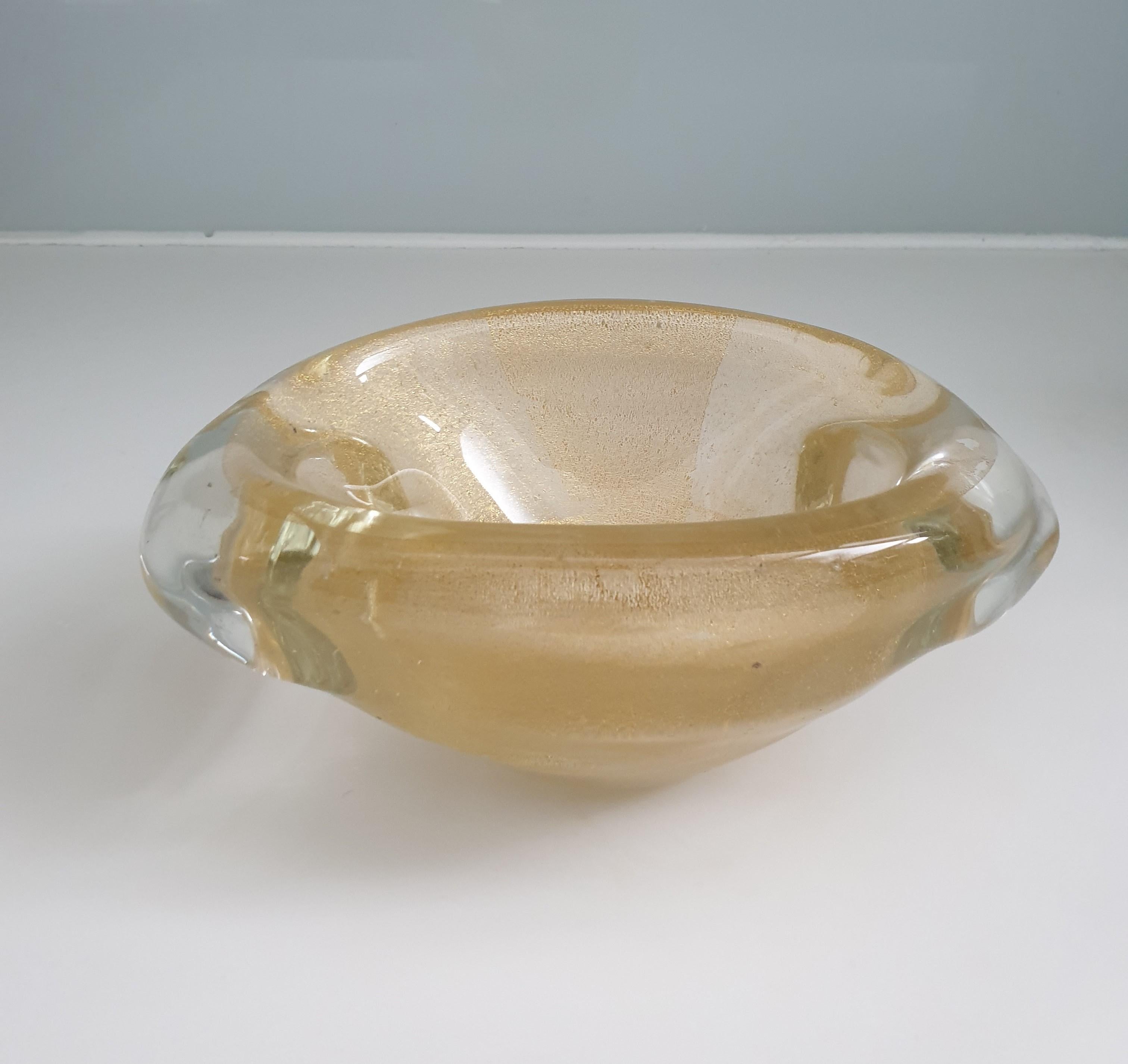 Mid-Century Modern Glass Bowl by Venini, Italy For Sale 1