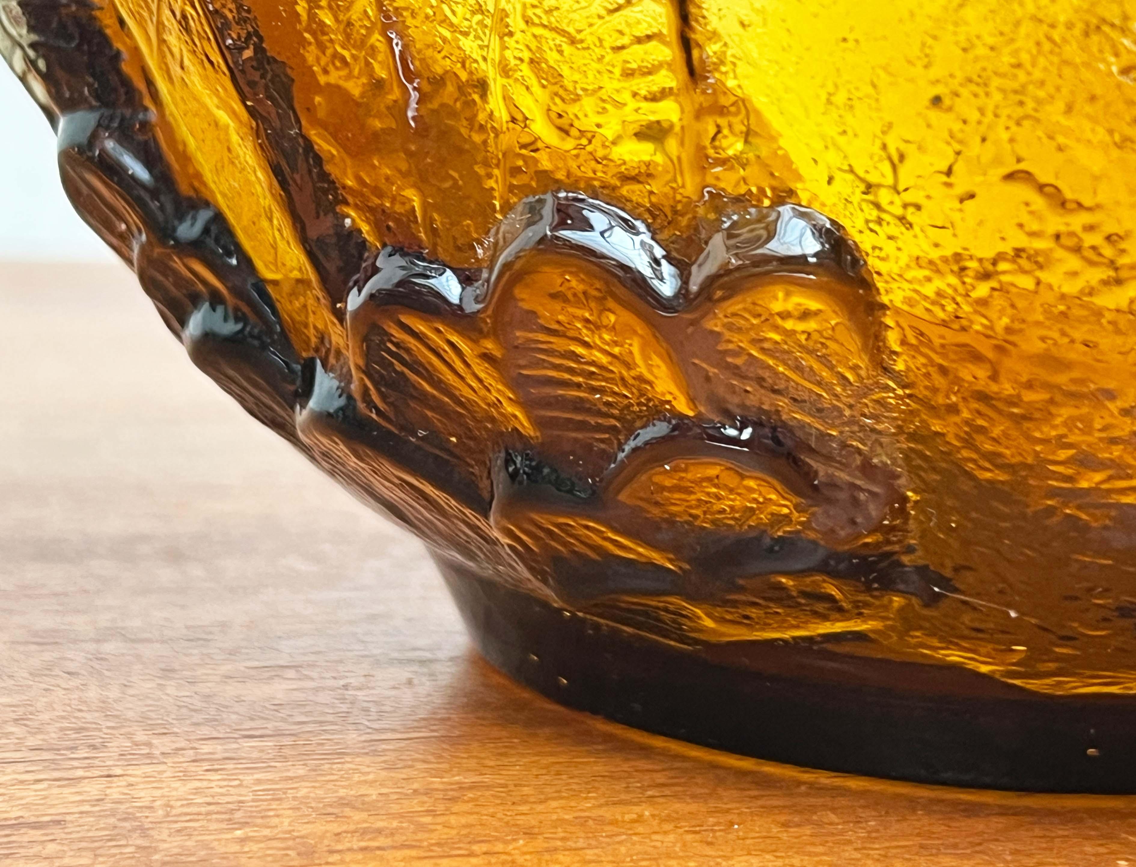 Moderne Glasschale mit Taubenmotiv Pertti Santalahti Kumela 1960er Jahre im Angebot 12