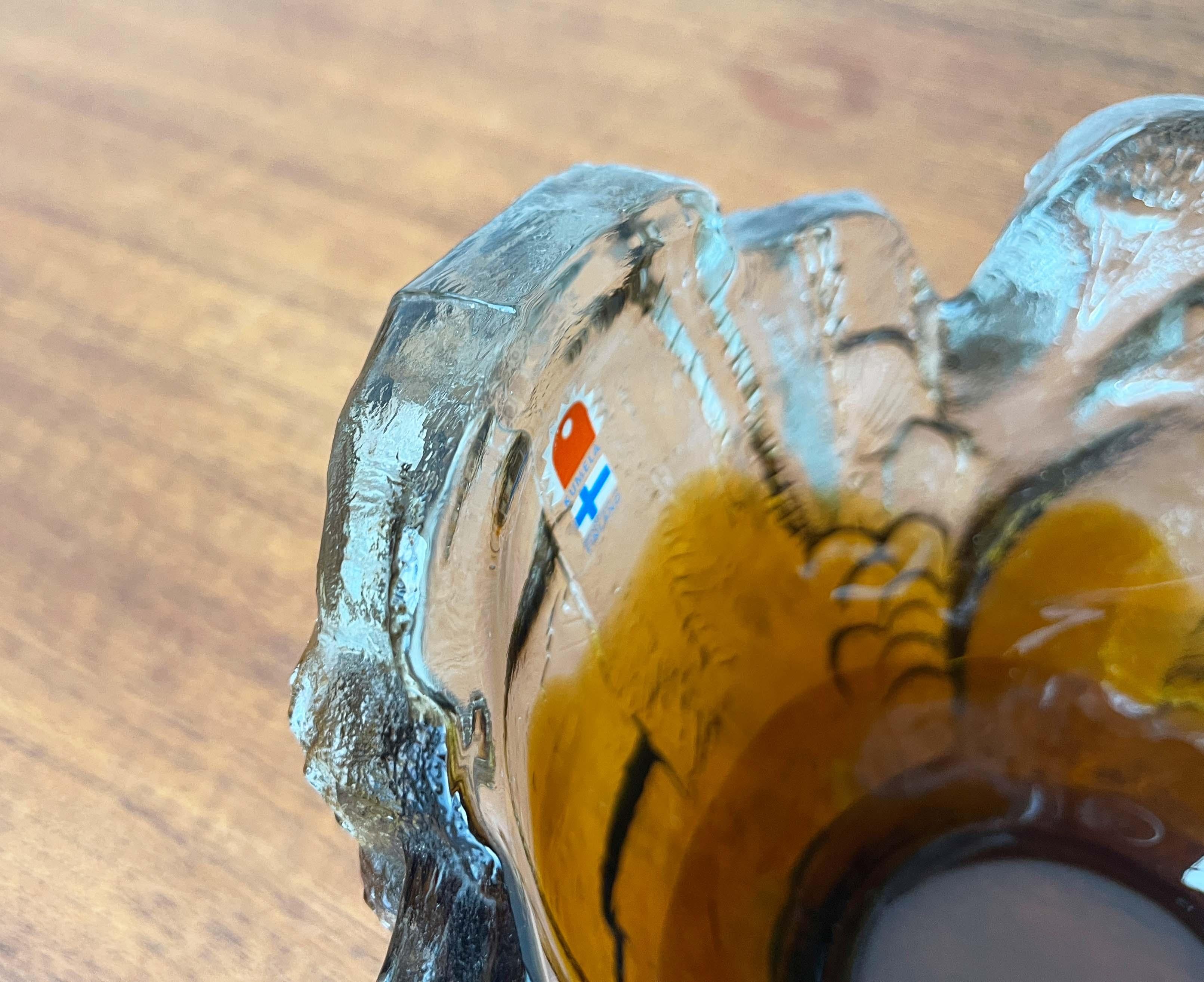 Moderne Glasschale mit Taubenmotiv Pertti Santalahti Kumela 1960er Jahre im Angebot 3