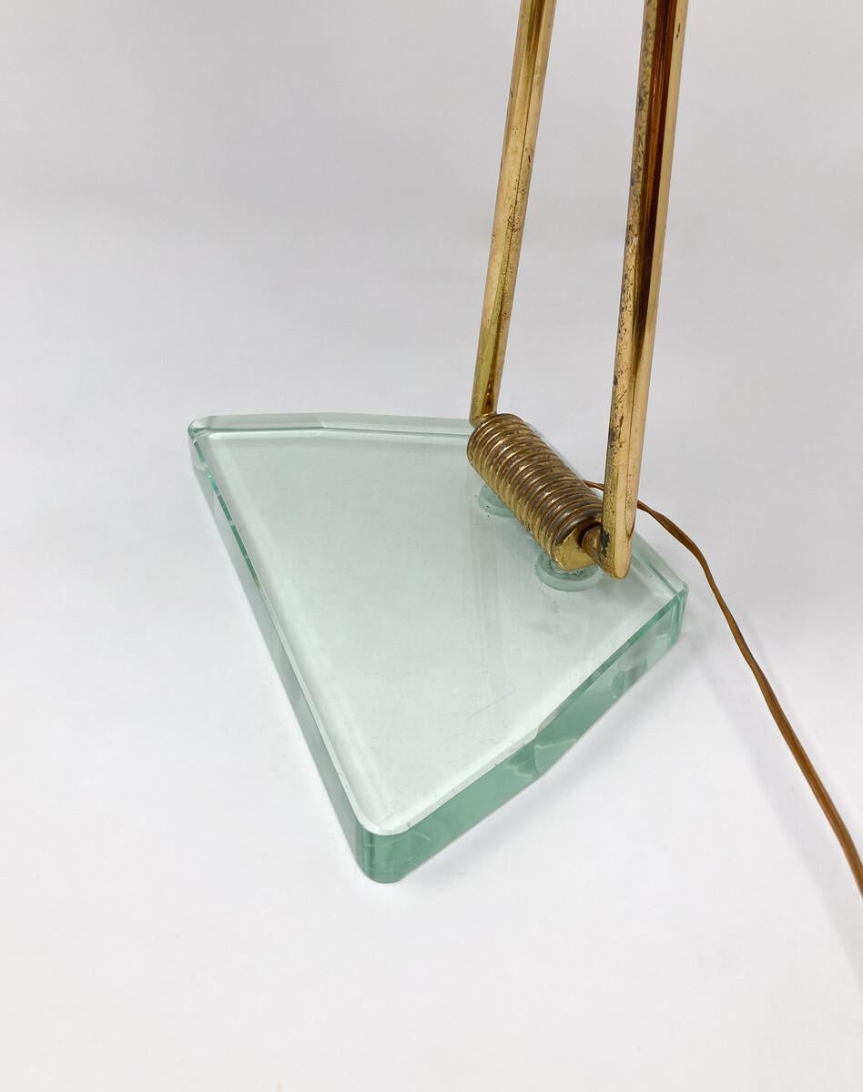 Mid-Century Modern Glass & Brass Table Lamp attributed to Pietro Chiesa, 1950s 2