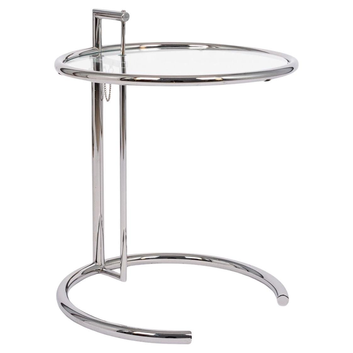 Table d'appoint ronde en verre et chrome de style moderne du milieu du siècle par Eileen Gray (attr.)