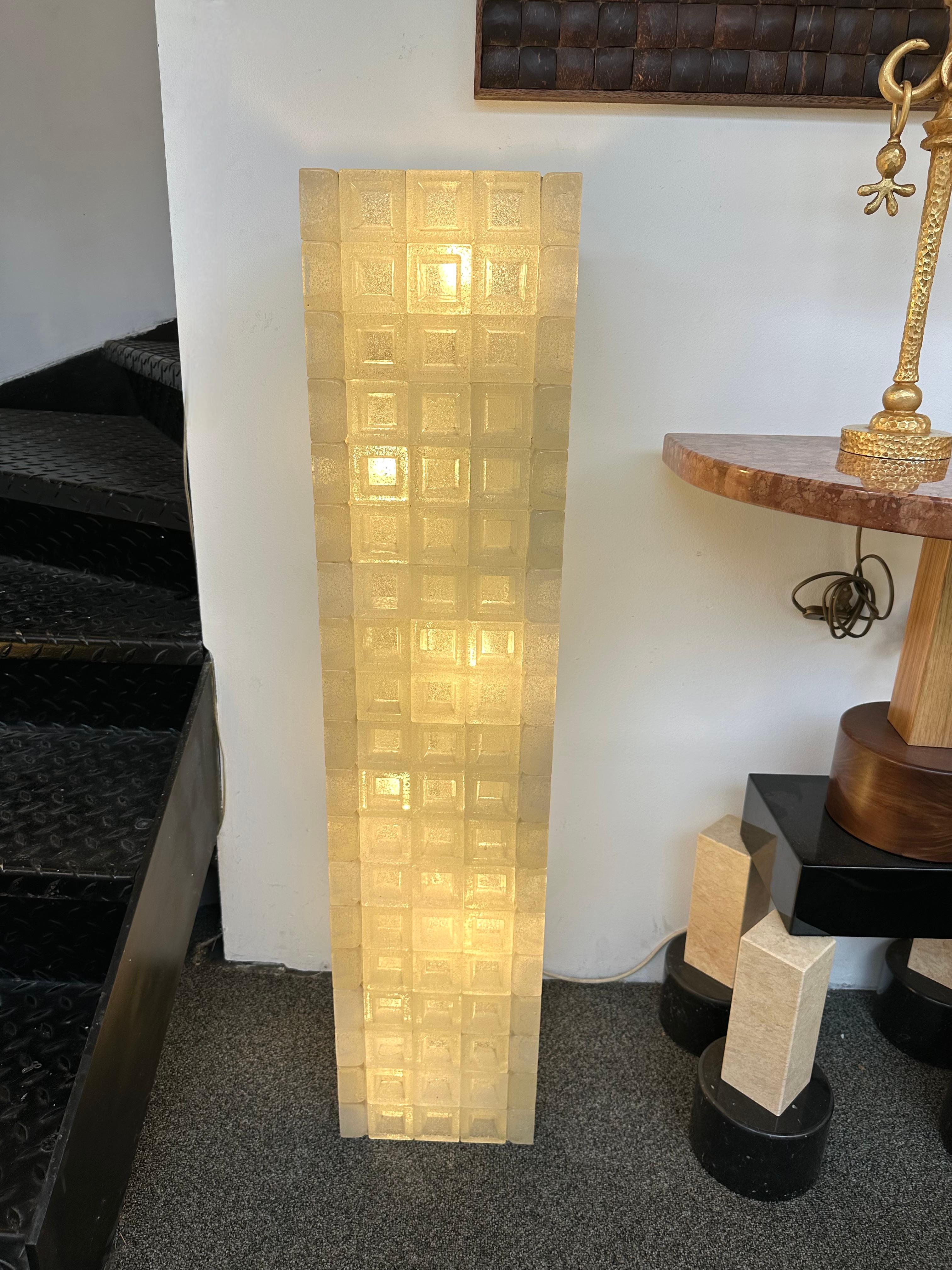 Mid-Century Modern Glass Cube Tower Floor Lamp by Poliarte, Italy, 1970s For Sale 2